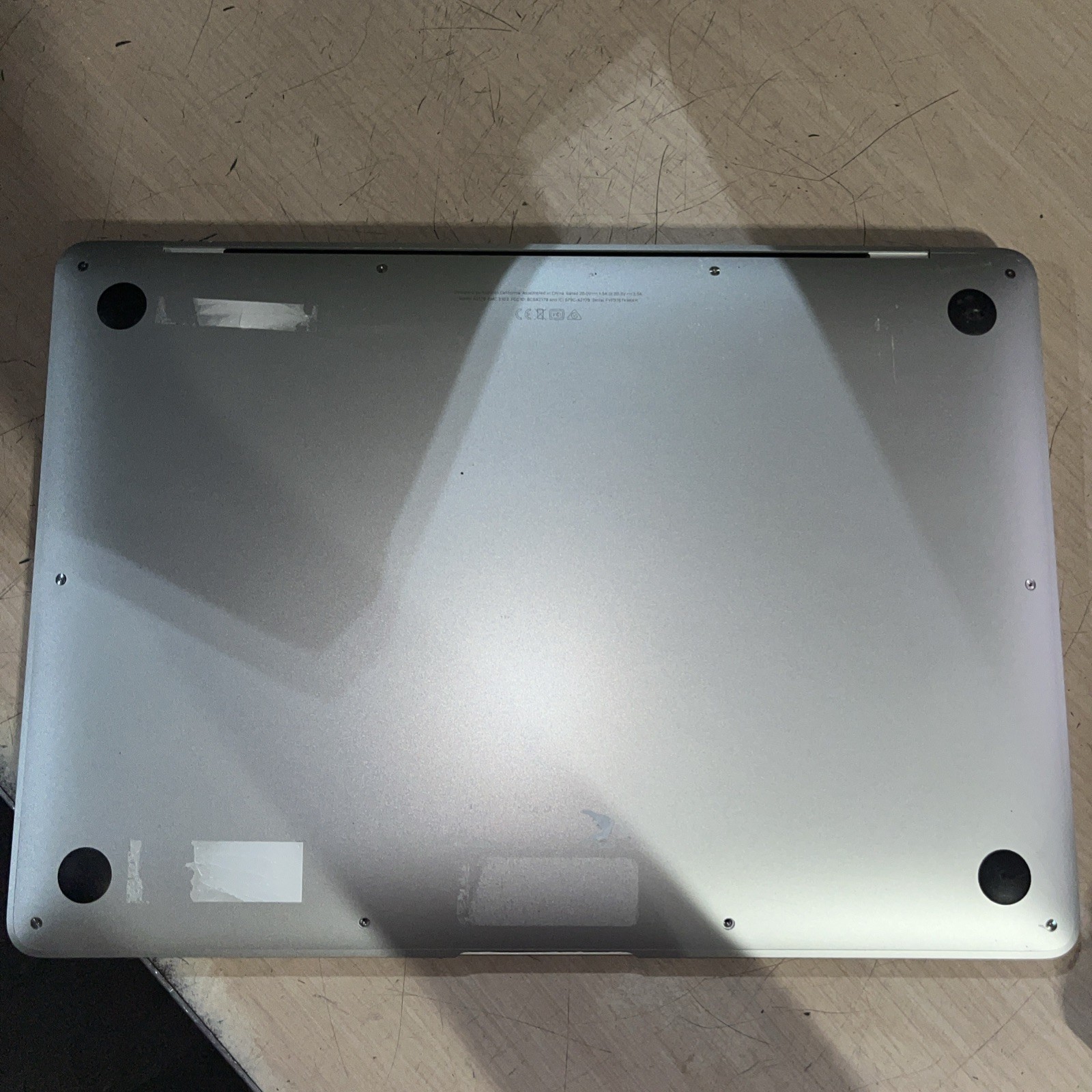 APPLE MACBOOK AIR 13″ SCISSOR, 2020 CORE I3-1000NG4 256SSD