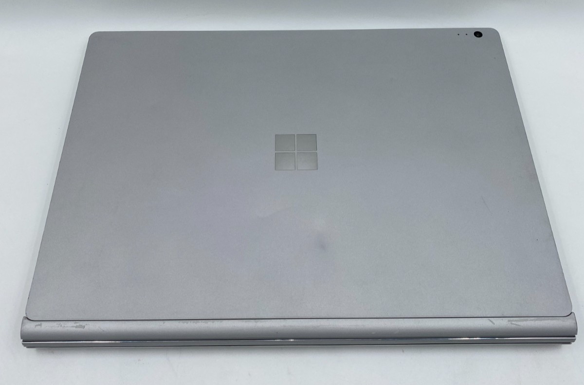 Microsoft Surface Book 1 13″ i5-6300U 2.4GHz 256GB SSD 8GB DDR3 Silver Fair/Dent