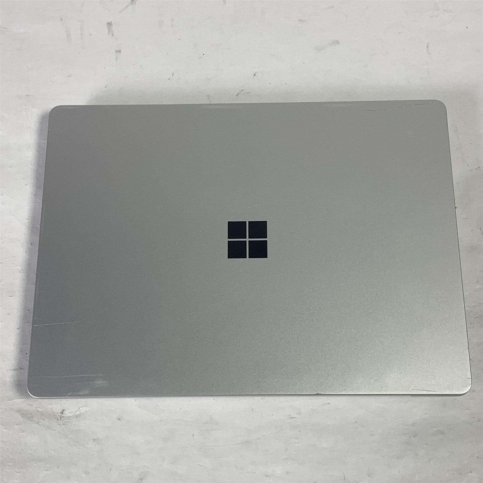Microsoft Surface Laptop Go 2 12.4″ i5-1135G7 2.4GHz 16GB 256GB NVMe SSD – Win11