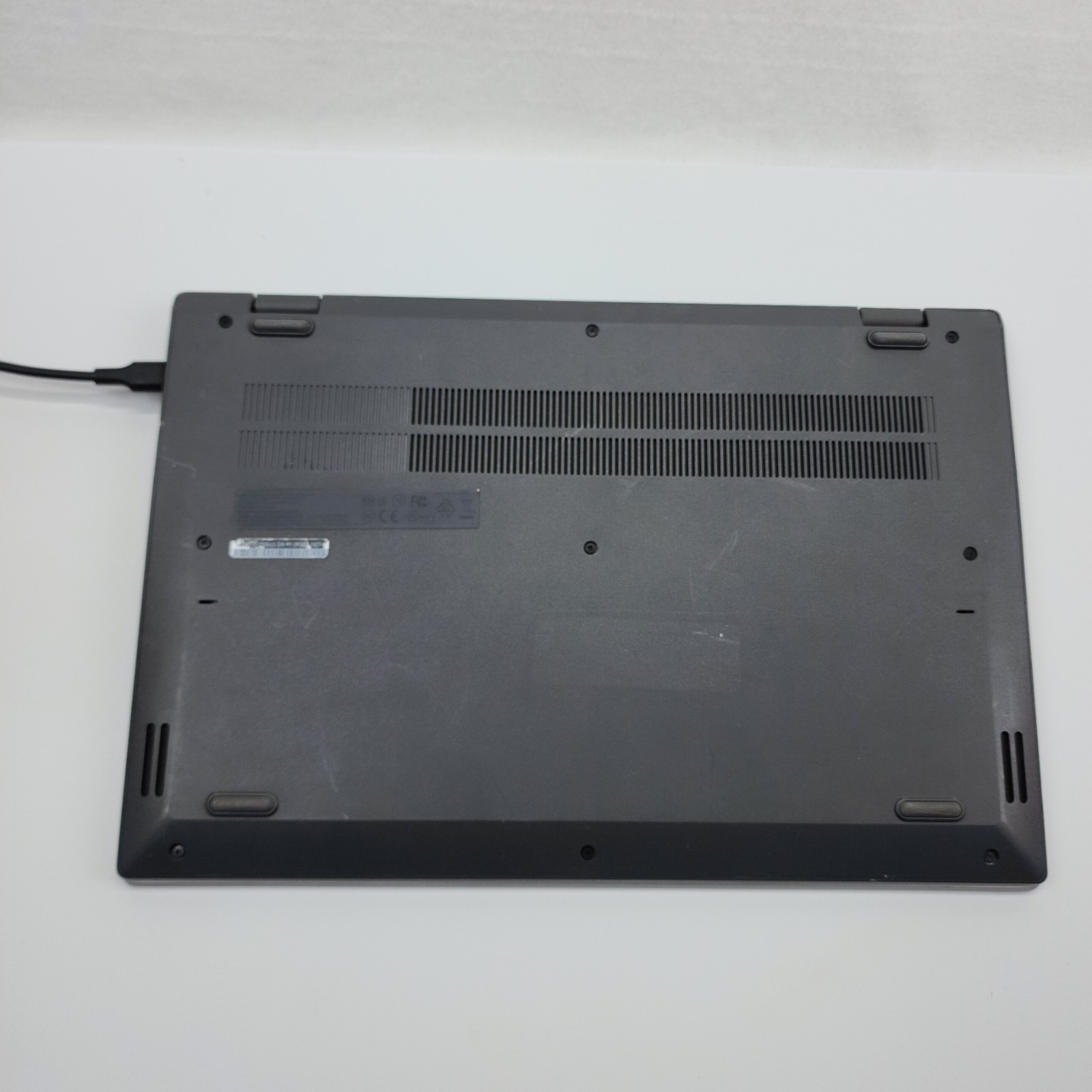 Lenovo 14e Chromebook 14″ 4 GB Memory AMD 32 GB Storage TESTED/WORKING
