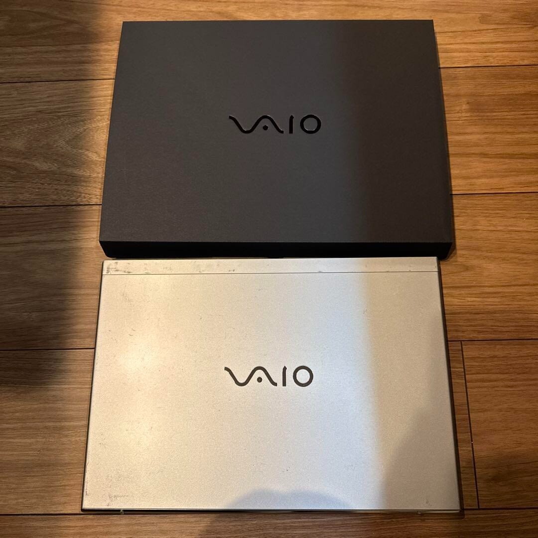 VAIO SX14 i5 1T/16G US-KB W11P Silver Windows11 Pro Intel Core i5 d728