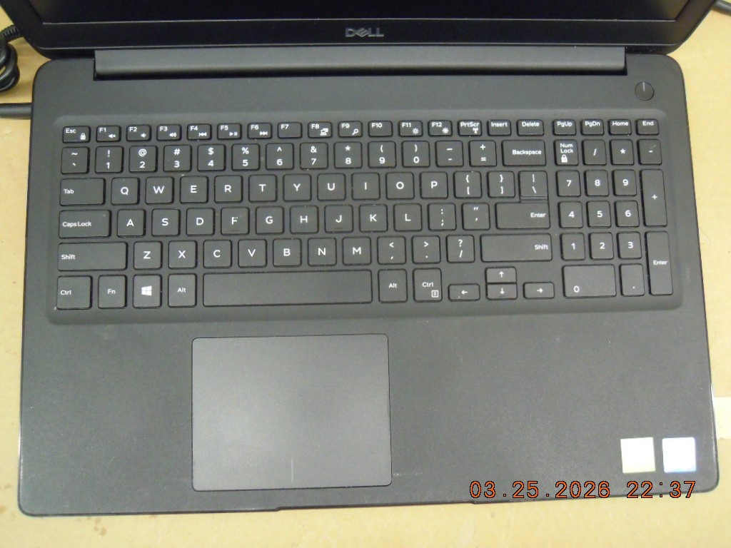 Dell Latitude 3500 Laptop i7-8565U @ 1.80GHz 8GB RAM 512GB M.2 Wins 11 Pro MX130