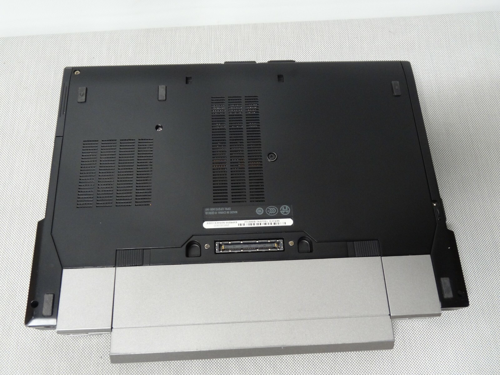 Dell Latitude E6410 Intel Core i5 M560 2.67GHz, 4GB RAM, 250GB HDD, No OS #149