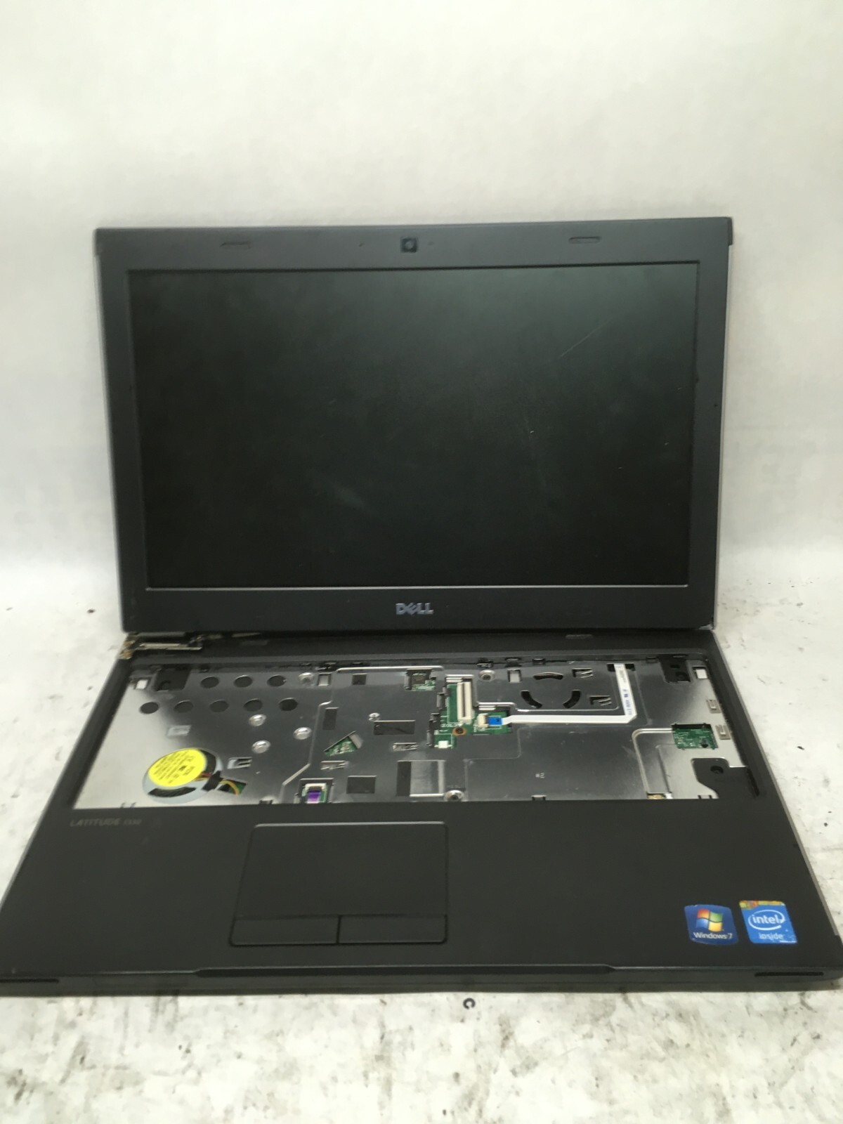 Dell Latitude 3330 14″ (AS IS) Intel Celeron – JZ
