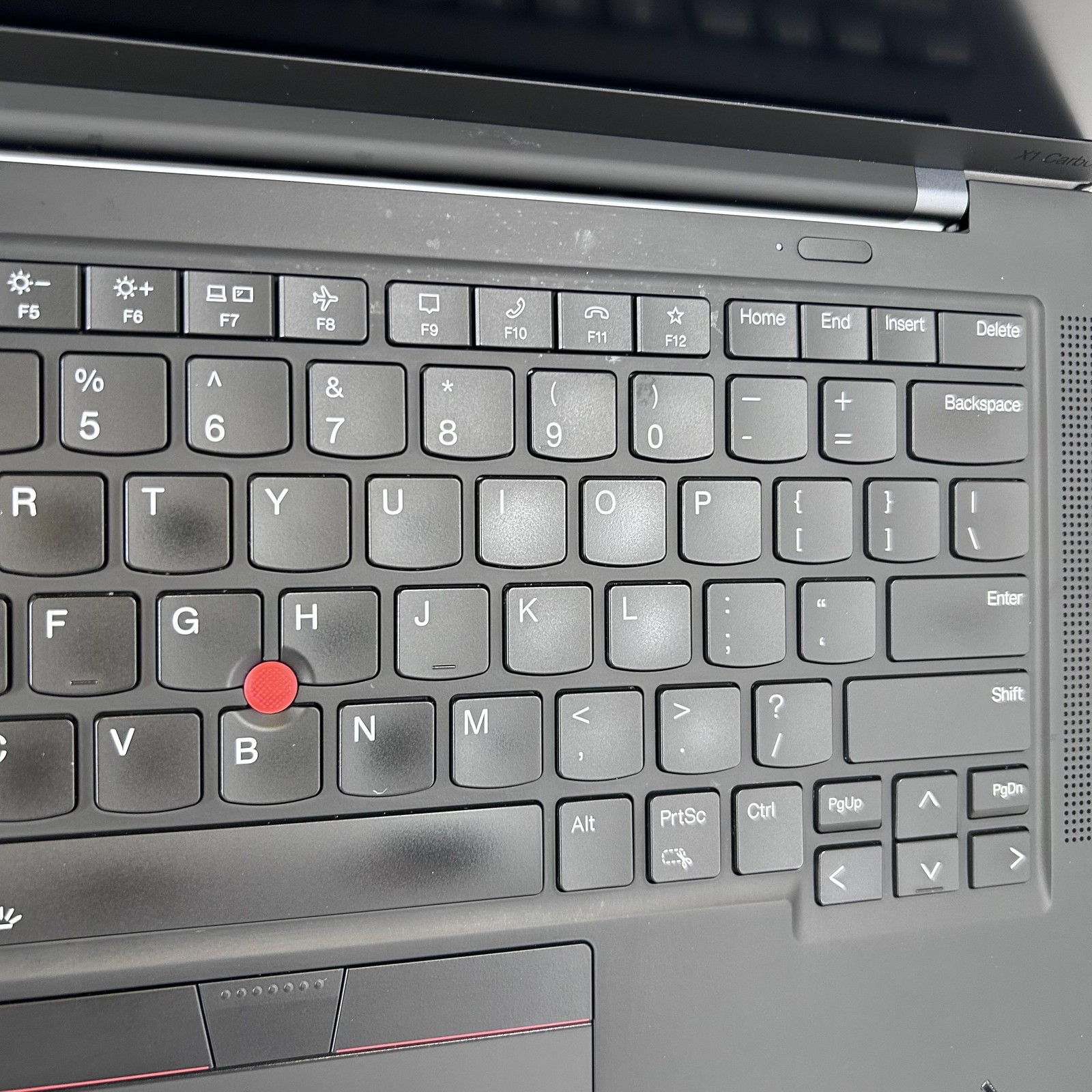 Lenovo ThinkPad X1 Carbon Gen 11 14 Black FHD+ 1.9GHz i7-1370P 64GB 1TB SSD Good