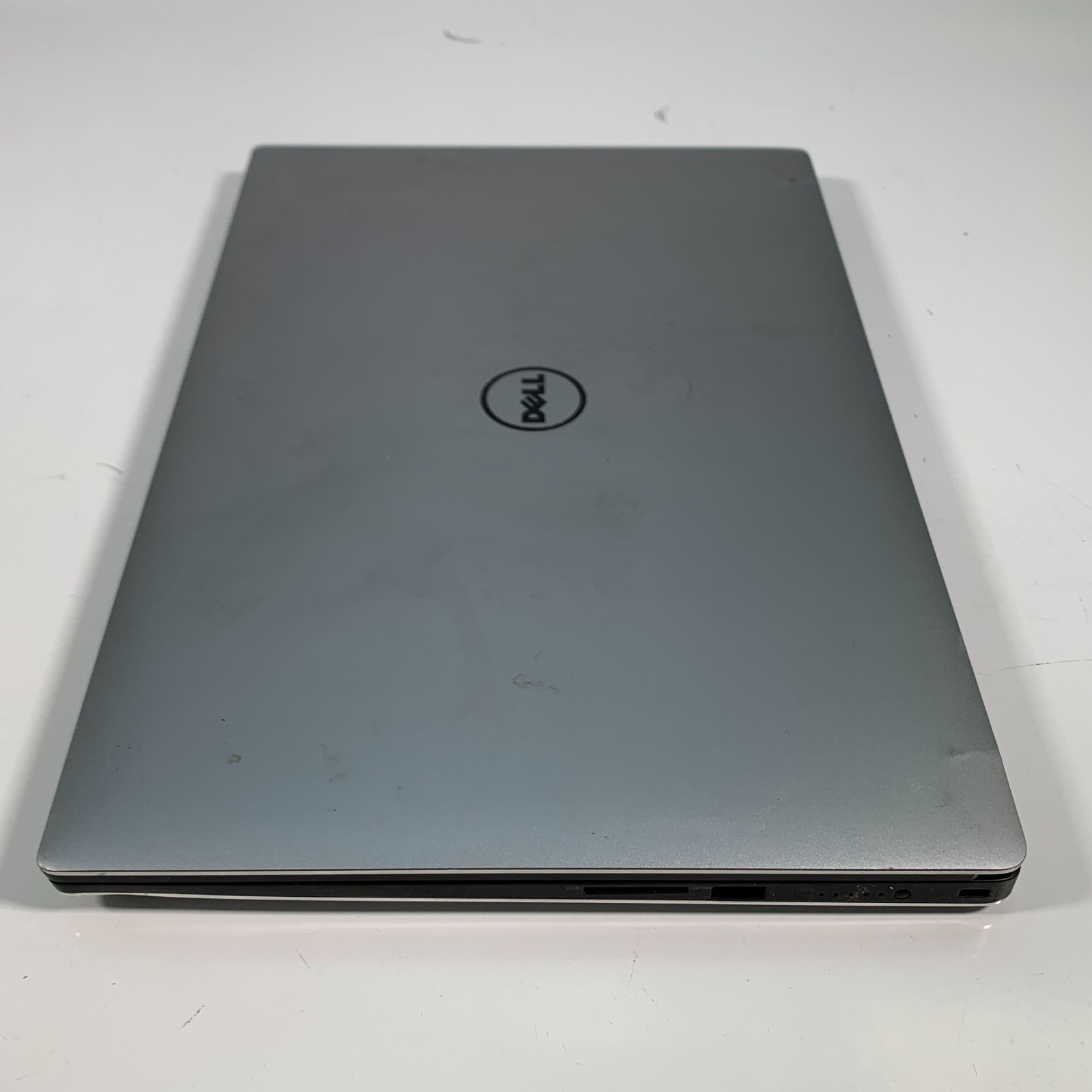 Dell Precision 5520 Intel Core i7-7820HQ 2.9GHz 32GB RAM 512GB NVMe No OS Used