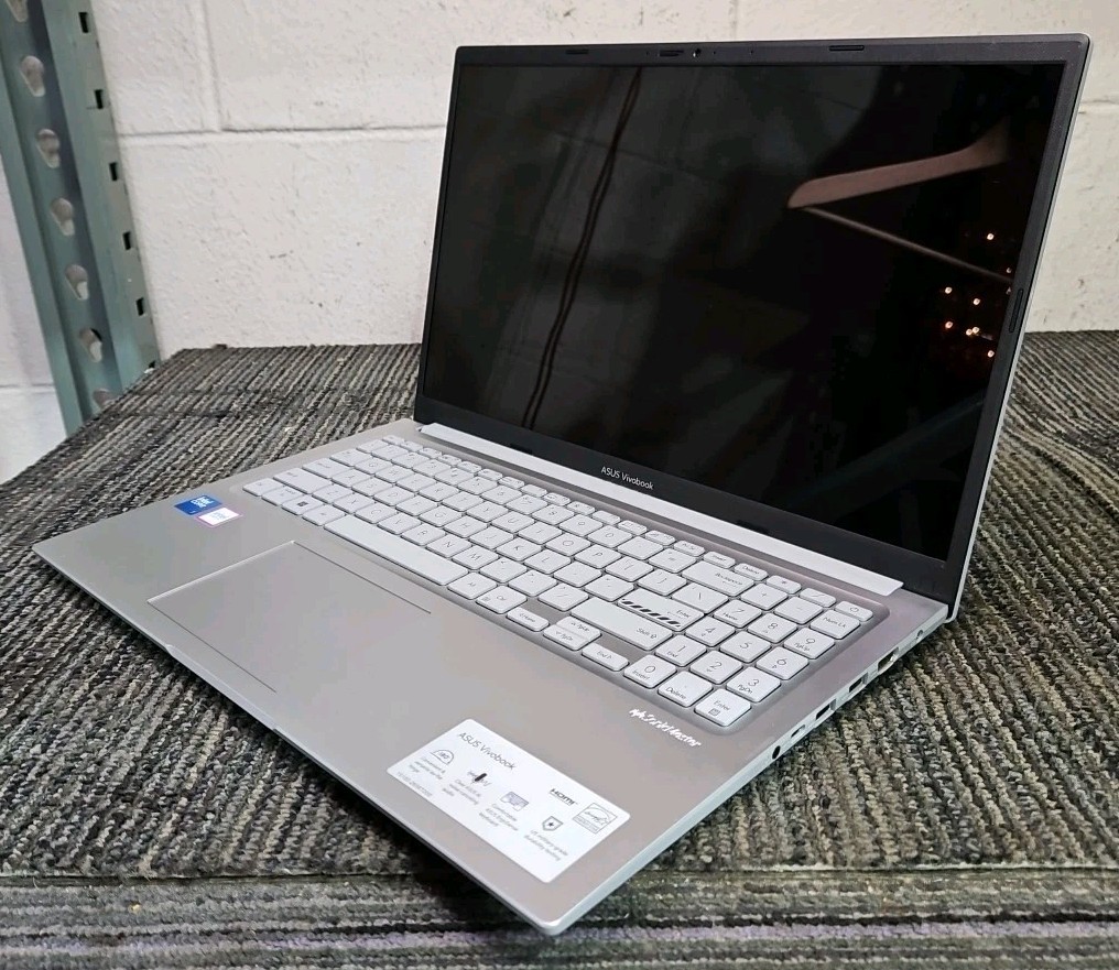 ASUS F1504V Vivobook 15.6″ i7-150U 16GB, MEMORY, 512GB SSD Laptop