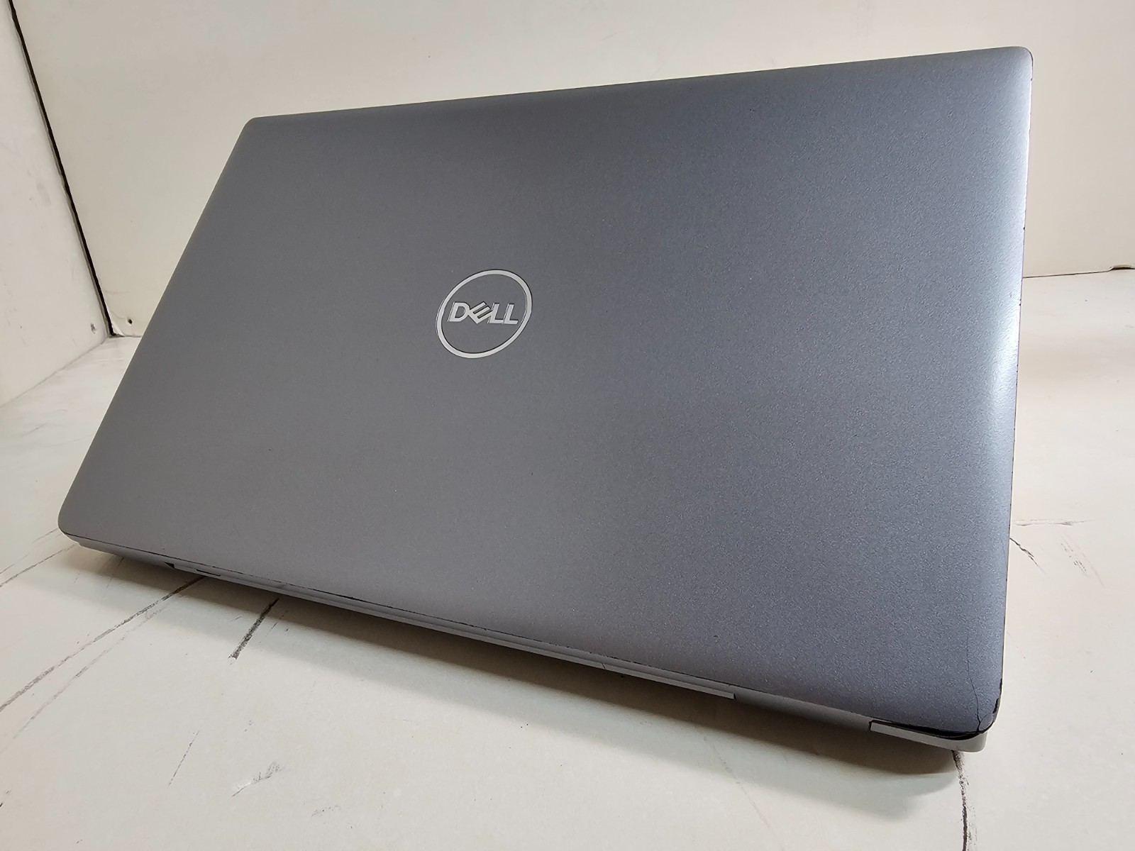 Dell Latitude 5540 Laptop – i5-1345U 16GB 512GB Webcam 15.6″ Touchscreen – SP10