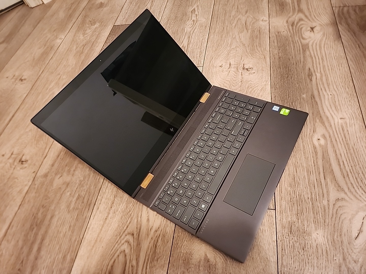 HP Spectre x360 15-ch011nr 16GB RAM, i7 8th Gen, 512GB SSD NVIDIA MX150