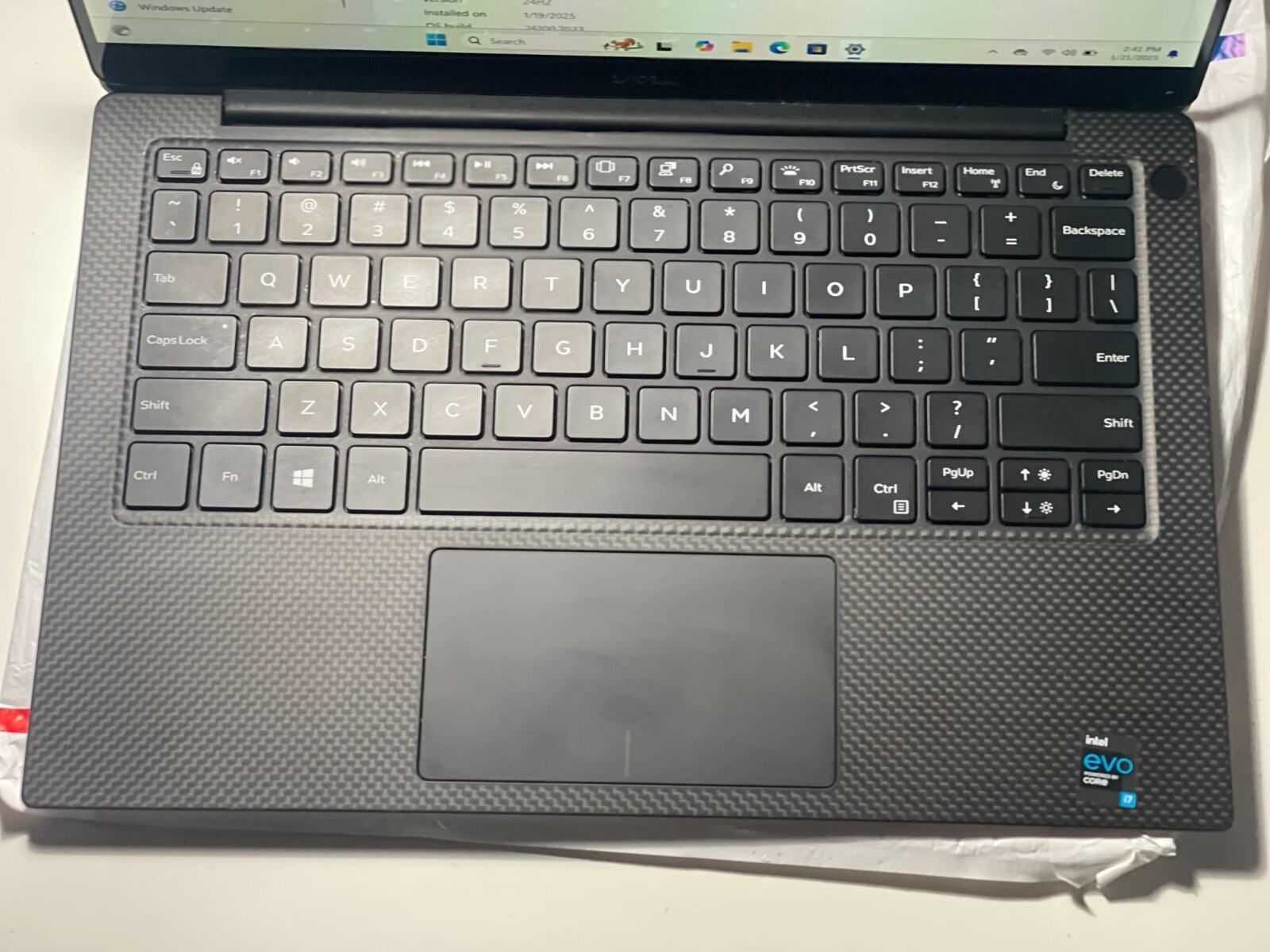 DELL XPS 13 9305, I7-1165G7, 16GB RAM, 2T CRUCIAL BRAND