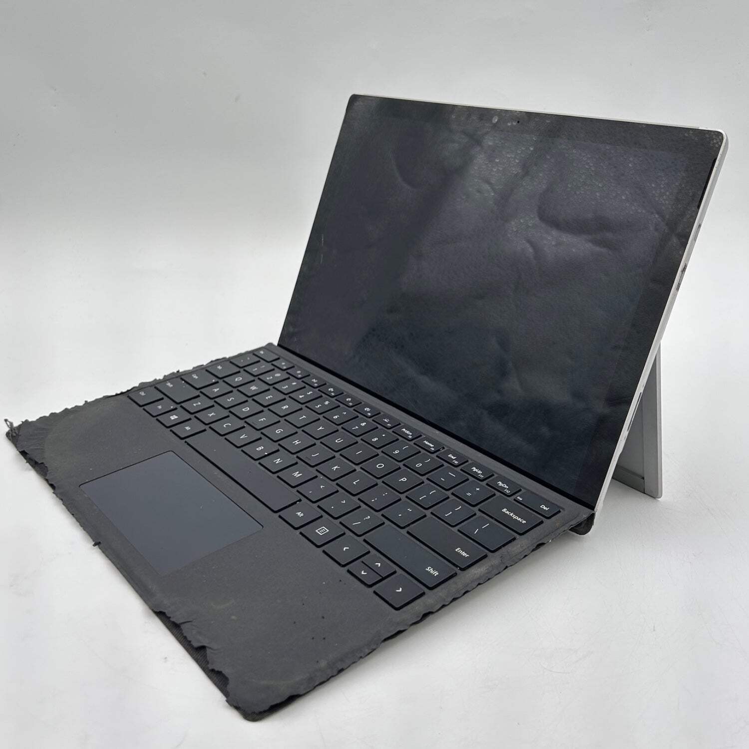 Broken Microsoft Surface 5 Pro 1796 12.3″ m3-7Y30 4GB RAM 128GB SSD Cracked Scre