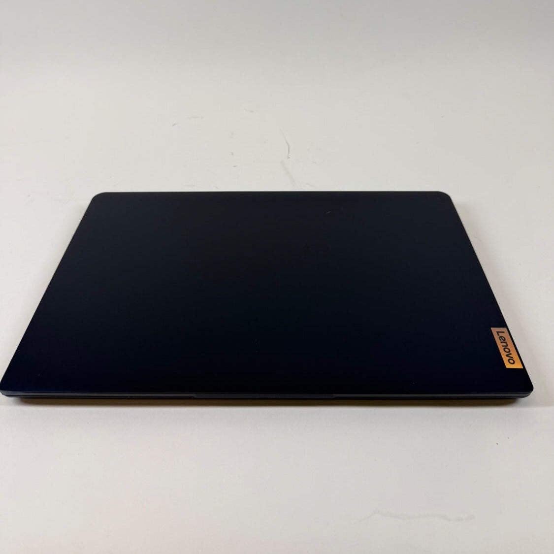 Lenovo IdeaPad 1 15AMN7 15.6″ Ryzen 5 7520U 2.8GHz 8GB RAM 256GB