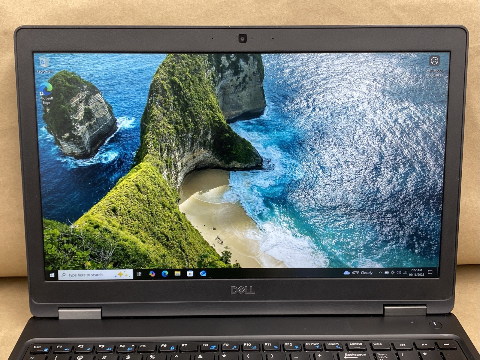 Dell Latitude 5590 – 15″ 1920×1080 – i7-8650U – 8GB – 128GB SSD – Win 10 Pro