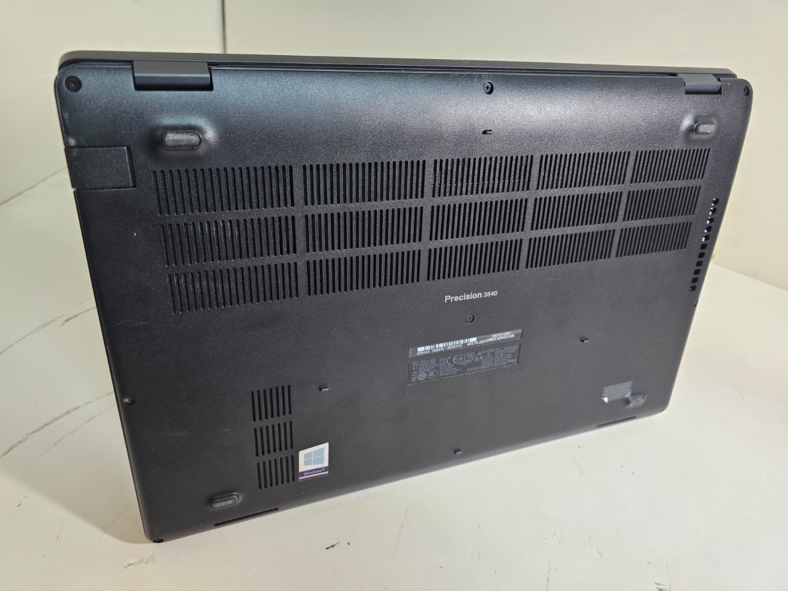Dell Precision 3540 Laptop – 1.6 GHz i5-8365U 8GB 256GB SSD Webcam 15.6″ – SP20