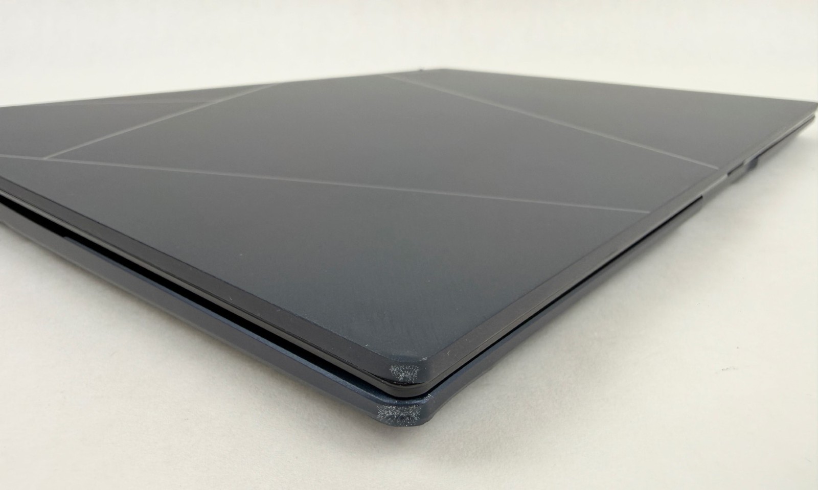 ASUS Zenbook 14 UX3405MA-PH77 14” 3K 120Hz OLED Touch Ultra 7 155H 32GB 1TB W11H