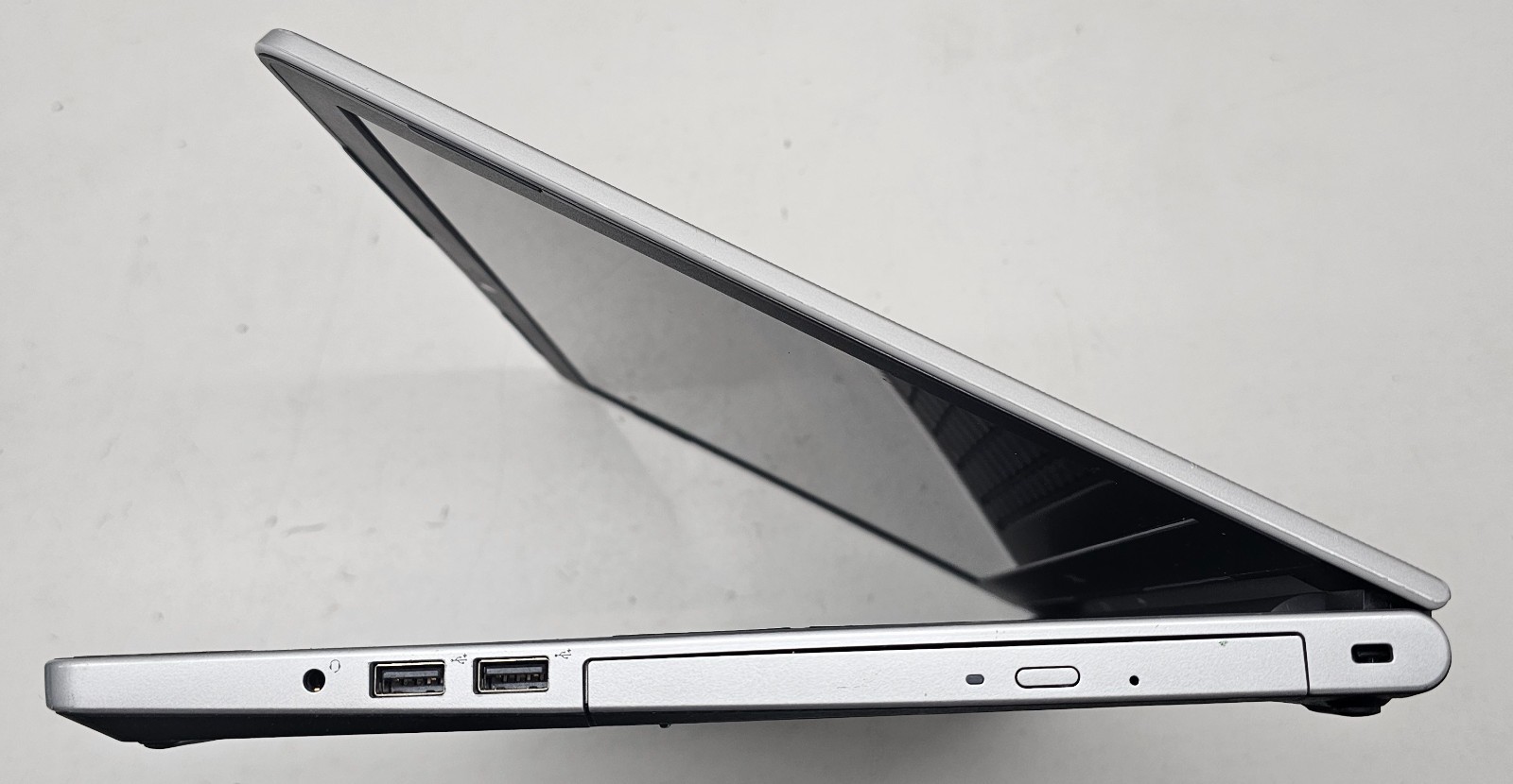 Dell Inspiron 5559 15.6″ Laptop Intel Core i5-6200U 4GB Ram No HD/OS (FL)