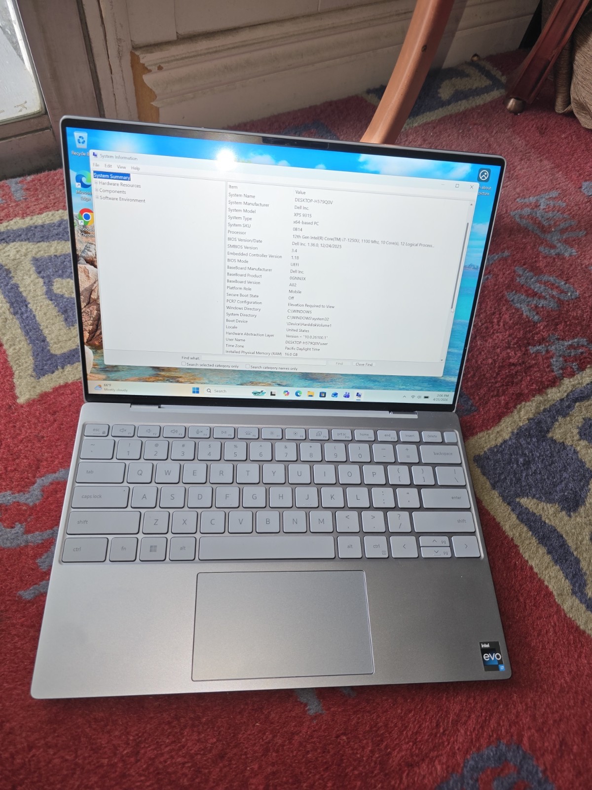 Dell XPS 13 9315 – i7-1250U – 16GB RAM – 512GB SSD WIN11PRO RARE BLUISH-SILVER