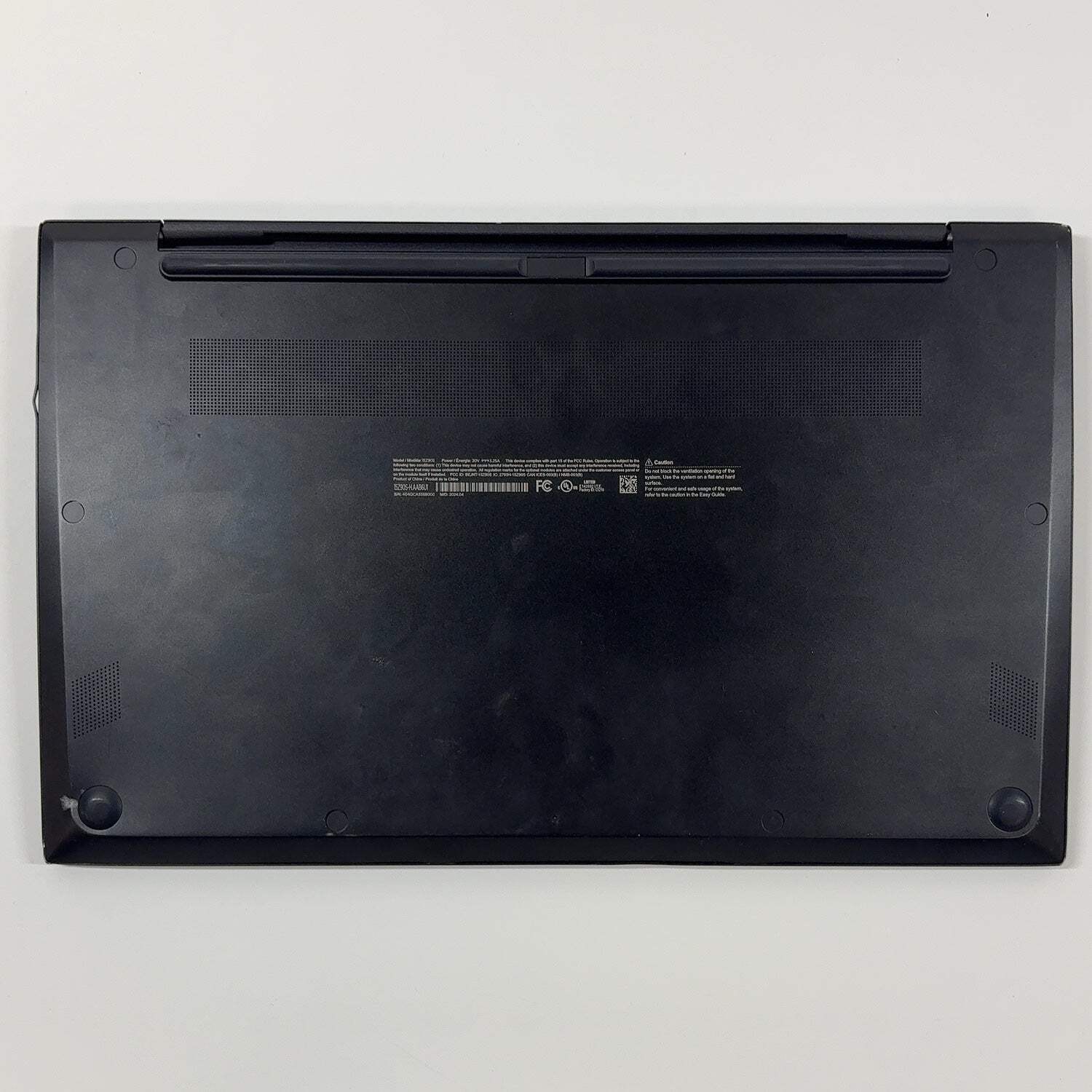 Broken LG Gram 15Z90S 15″ Core Ultra 7 155H 1.4GHz 16GB RAM 1TB SSD Case Damage