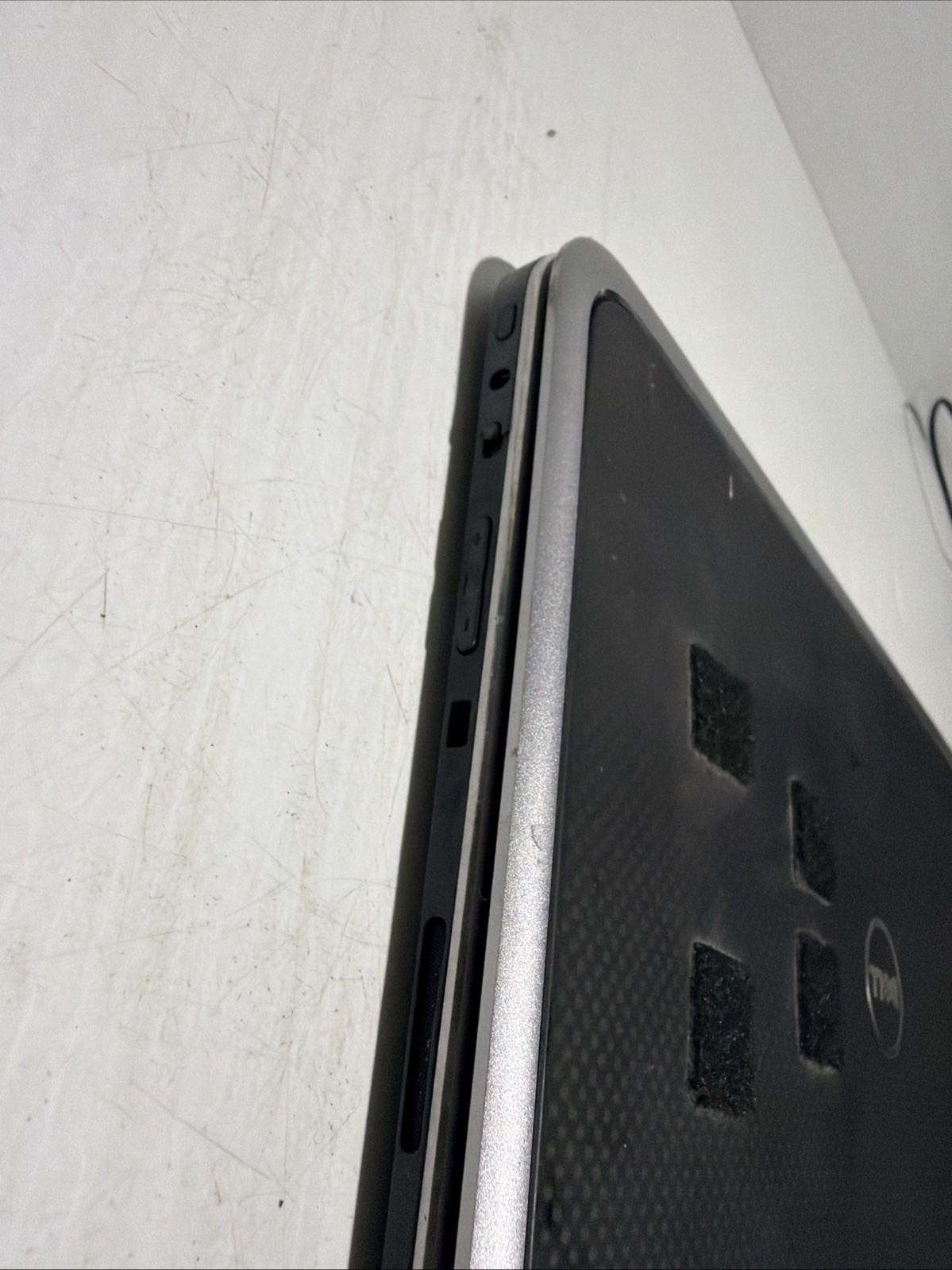 Dell XPS 12-9Q33 Laptop i5-4200u 4gb Ram No Drives Boots Bios Water DMG
