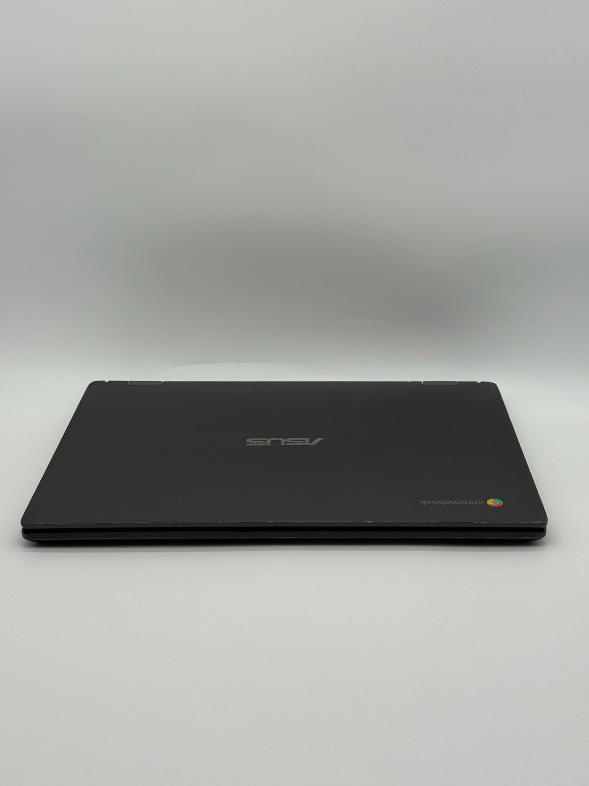 (BROKEN) ASUS Chromebook 14in FHD Laptop MediaTek Kompanio 520 4GB RAM 64GB