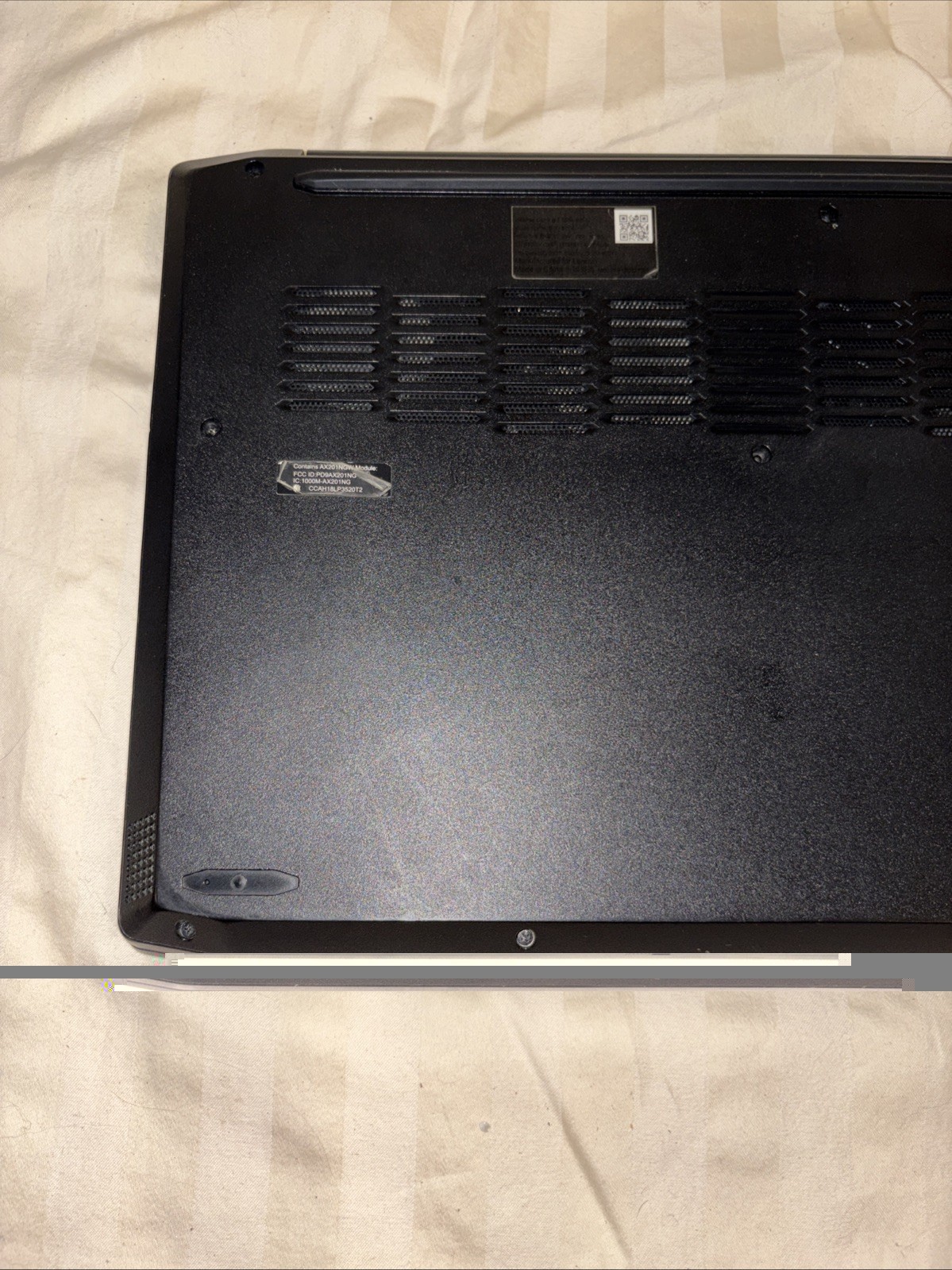 15.6″ Lenovo Ideapad Gaming 3 81Y4- i5-10300H 2.50 Ghz, 8 GB, 500 GB, Win 11 H