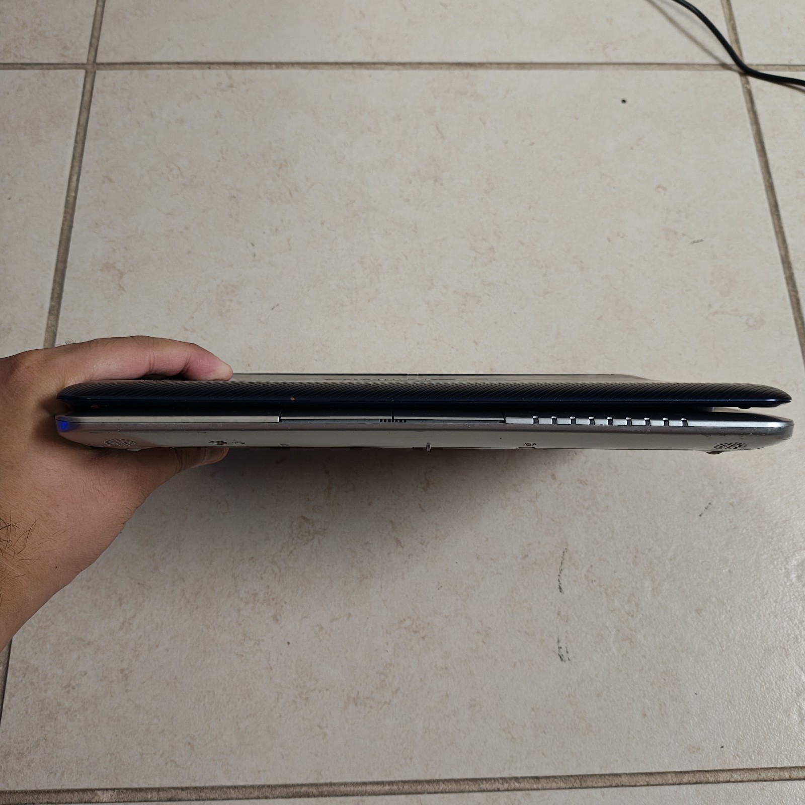 Toshiba NB305 Windows 7 Netbook – 250GB HDD/1GB RAM – READ DESC #3864