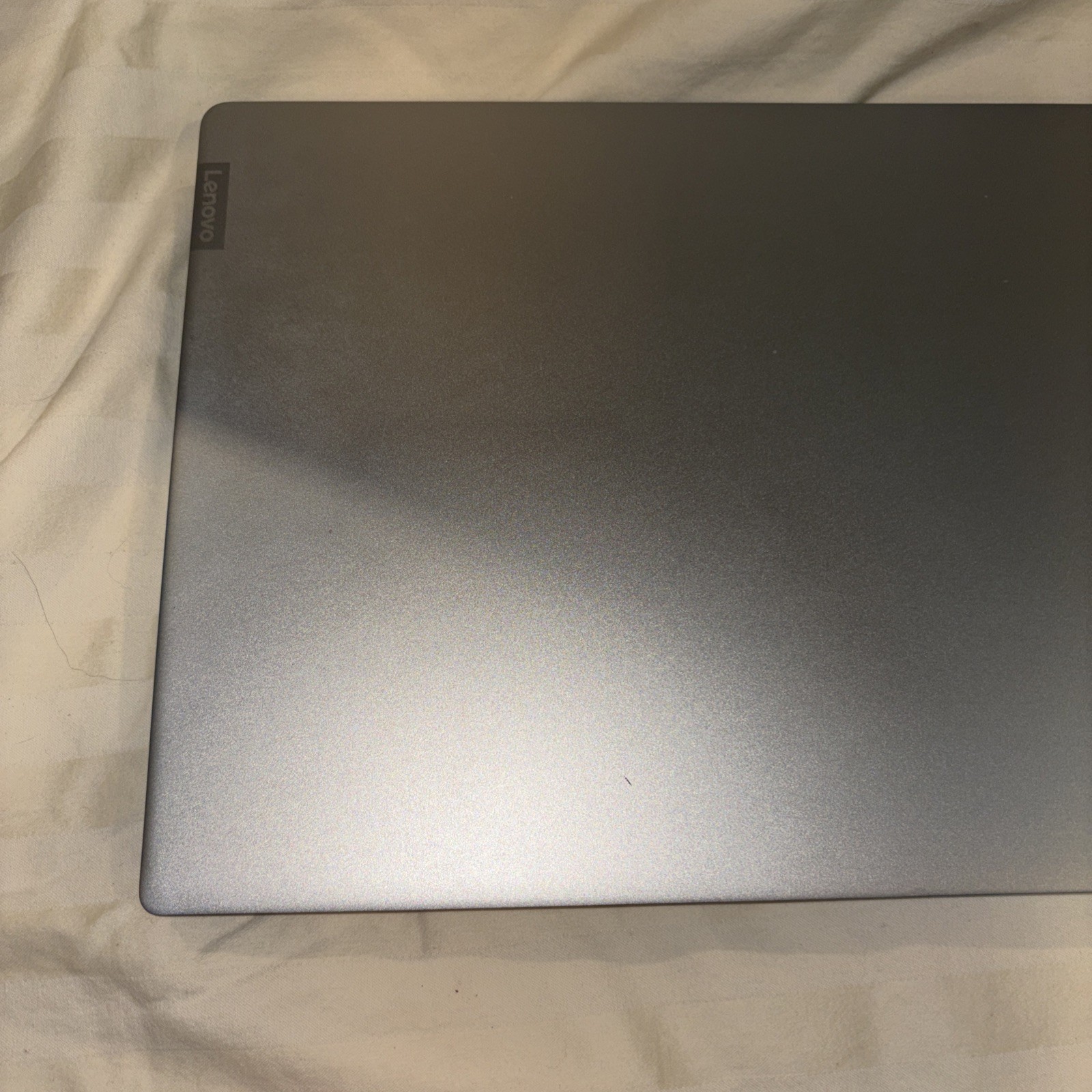 Lenovo Ideapad 330S 81F5 15.6″ FHD Intel i5-8250U 1.60GHz 8GB RAM 120GB HDD W11H