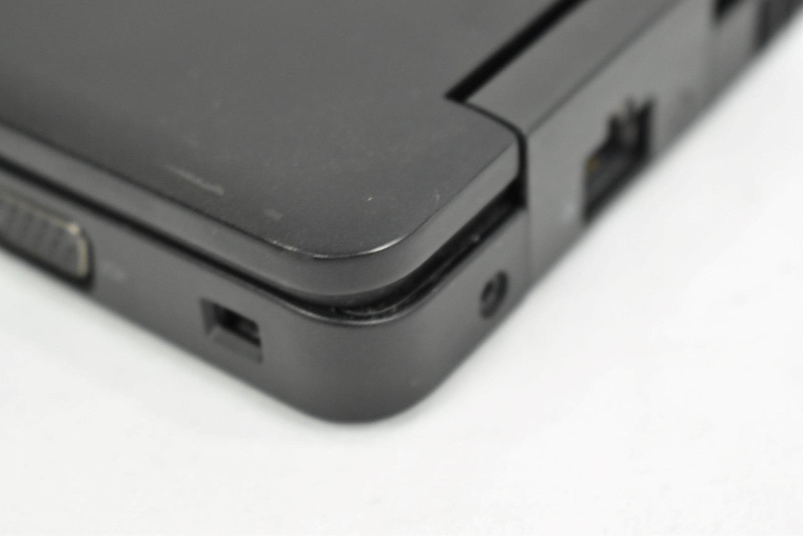 Dell Latitude 5590 Laptop i5-7300U 2.6GHz 8GB 256GB SSD No OS 15.6″ *See Detail