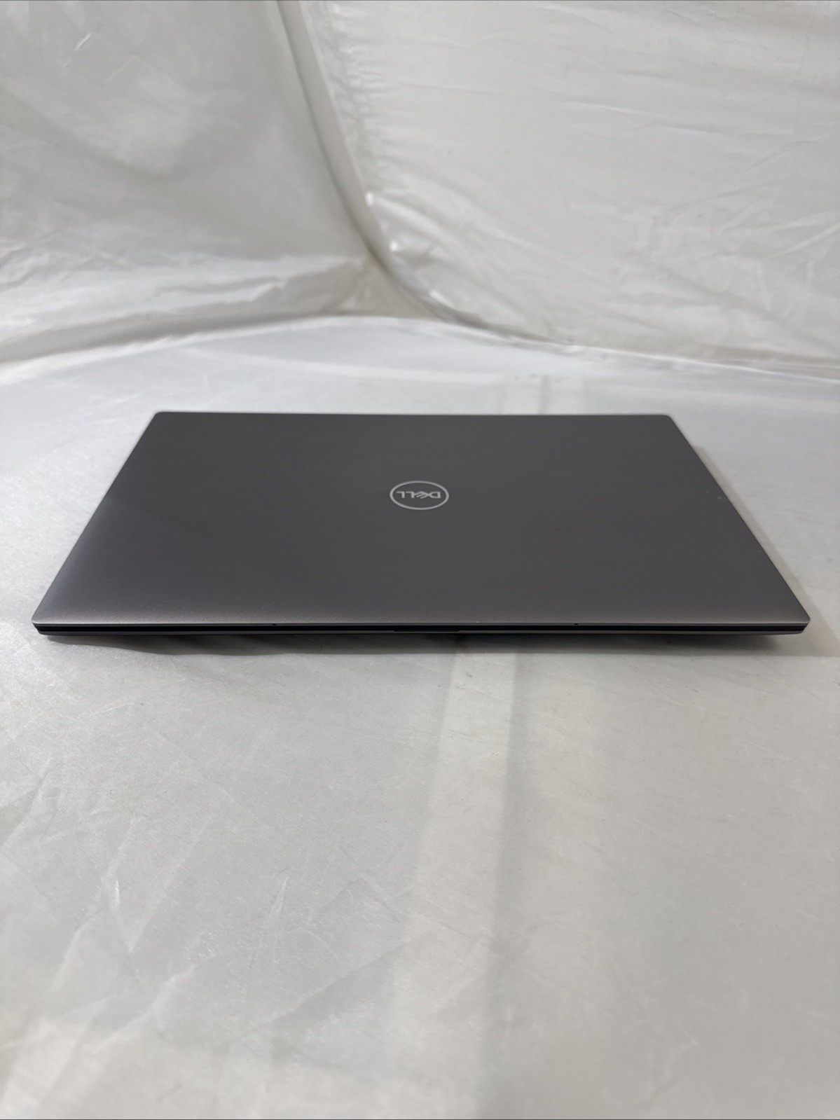 Dell Precision 5490 14 FHD+ 3.8 GHz Ultra 7 165H 64GB 500GB SSD RTX 1000 Ada