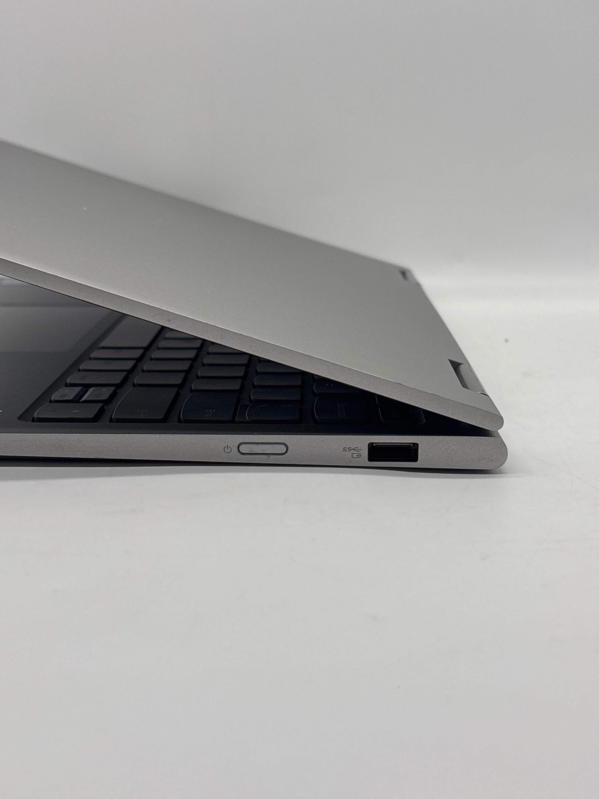 Lenovo Yoga 730-13IKB 2-in-1 i5-8250U 8GB RAM 256GB SSD Used