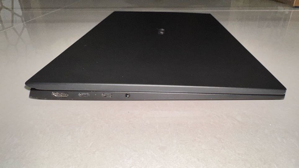 LG Gram 15Z90S 15.6″ FHD Touch Ultra 7 Processor 155H 16GB 512GB SSD Windows 11