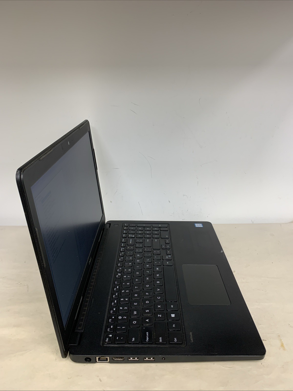 Dell Latitude 3580 15.6″ Laptop i5-7200U 8GB RAM NO HDD | Boot To Bios | DESC