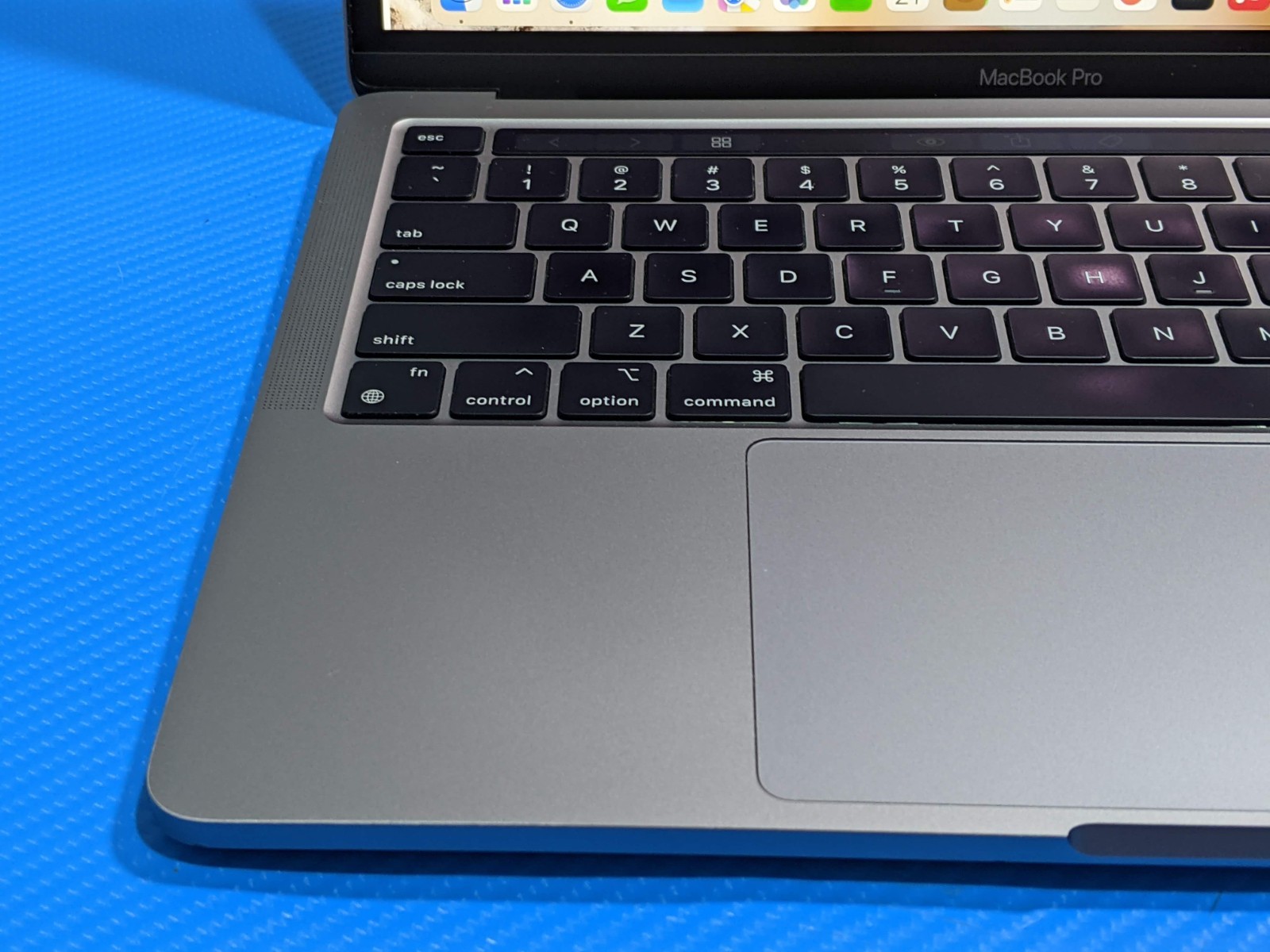 Apple MacBook Pro A2338 2020 13.3″ M1 8CPU/8GPU 3.2GHz 16GB 512GB MYDA2LL/A +PA