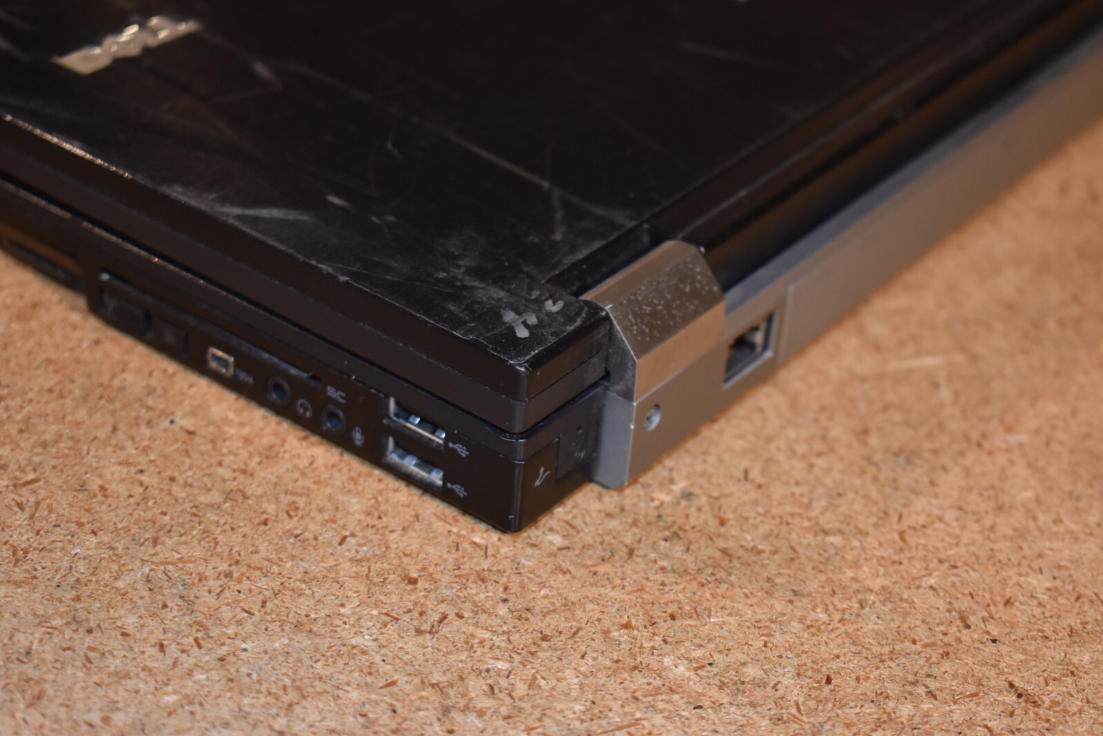 Dell Latitude E6500 P8600 2.26GHz 4GB RAM 160GB HDD WUXGA 1920×1200 Windows XP