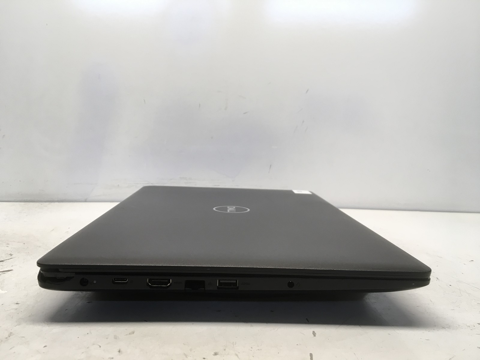 Dell Latitude 3590 Intel i3-7020U 2.3GHz 8 GB NO HDD No Batt