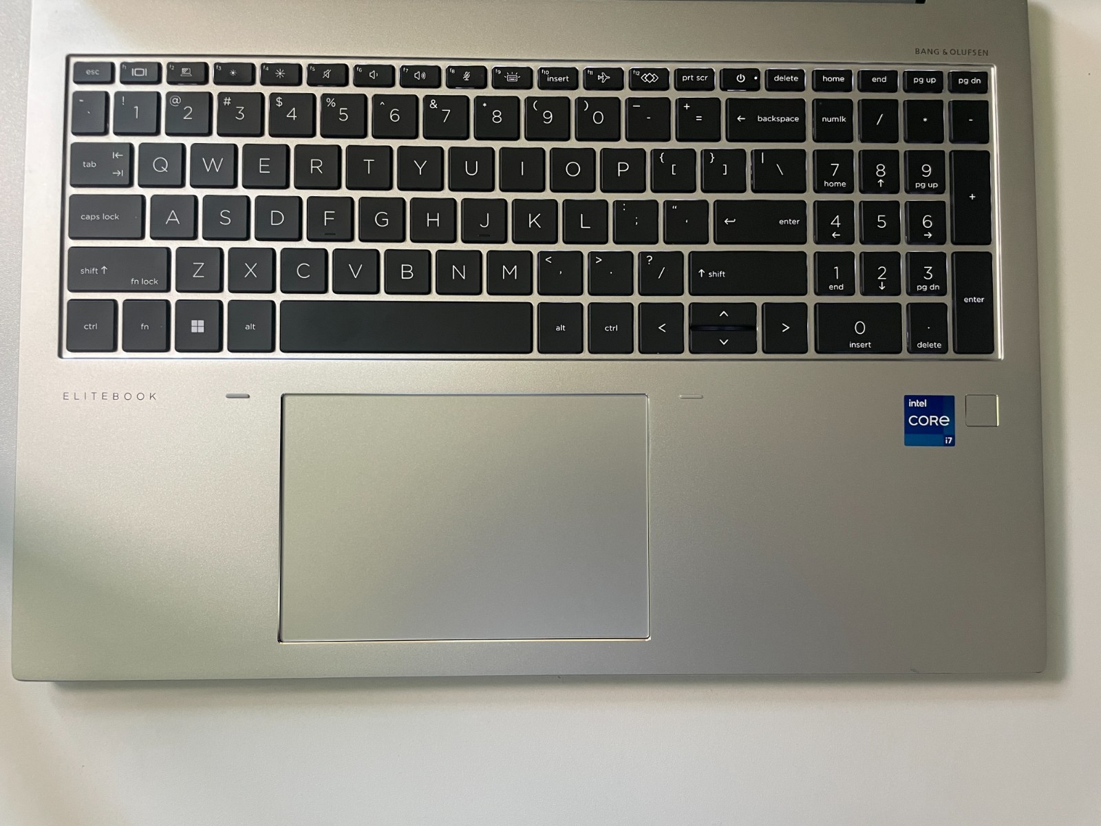 HP EliteBook 860 G10 i7-1365U 32GB RAM 1TB NVME 16″ Screen
