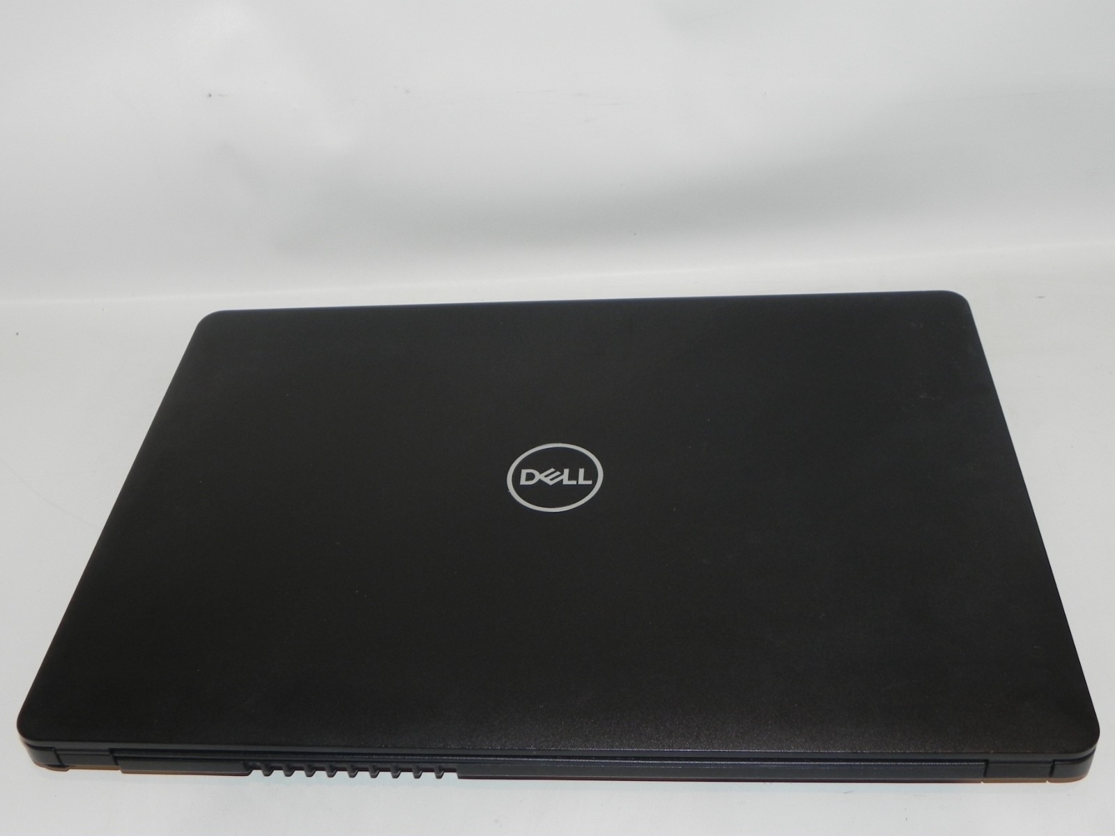 Dell Latitude 3580 15.6″ Intel i5-7200u 2.5GHz 4GB RAM -FOR PARTS OR REPAIR-