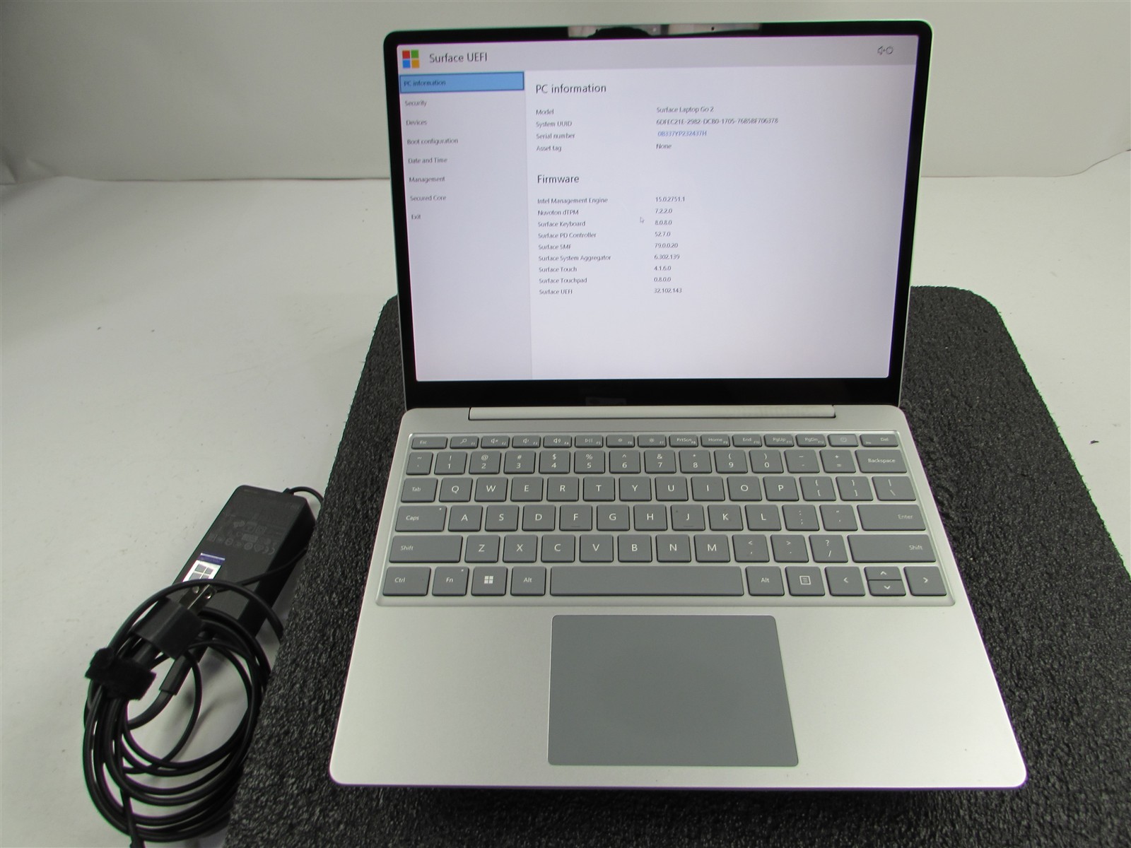Microsoft Surface Laptop GO 2 12.4″ i5-1135G7 256GB NVMe SSD 16GB RAM Win 11