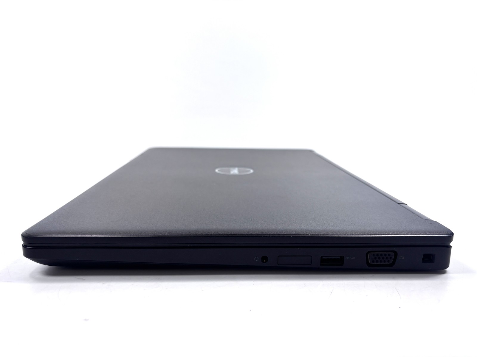 Dell Latitude 5580 – 15.6″ FHD, 2.8GHz i7, 16GB RAM, 256GB SSD, Windows 11