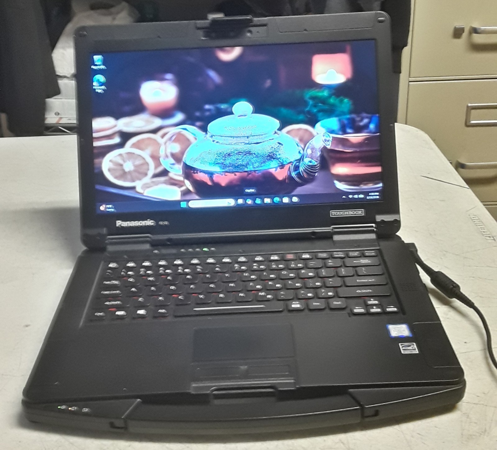 CLEARANCE-CLEAN Panasonic Toughbook FZ-55 i5-8365U 16GB 512GB Webcam Wind 11 PRO