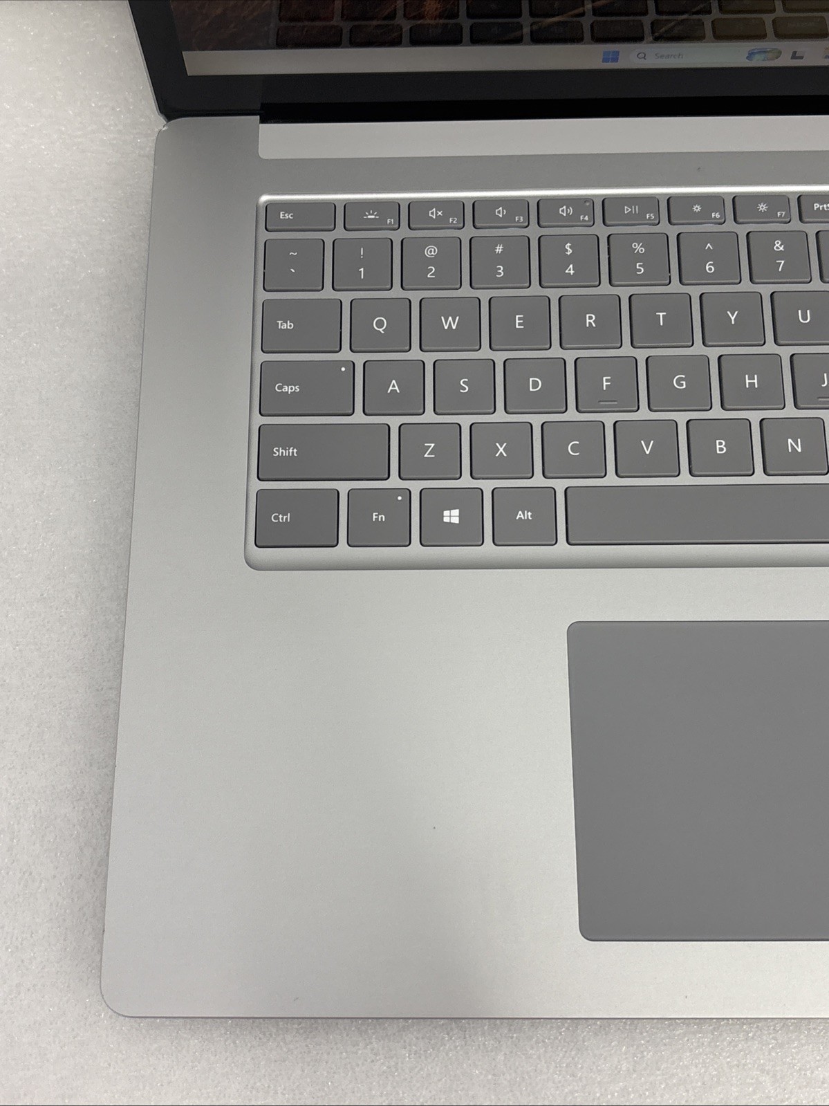 Microsoft Surface Laptop 3 (1872) 15″ 128GB, Intel i5 10th, 8GB – Platinum