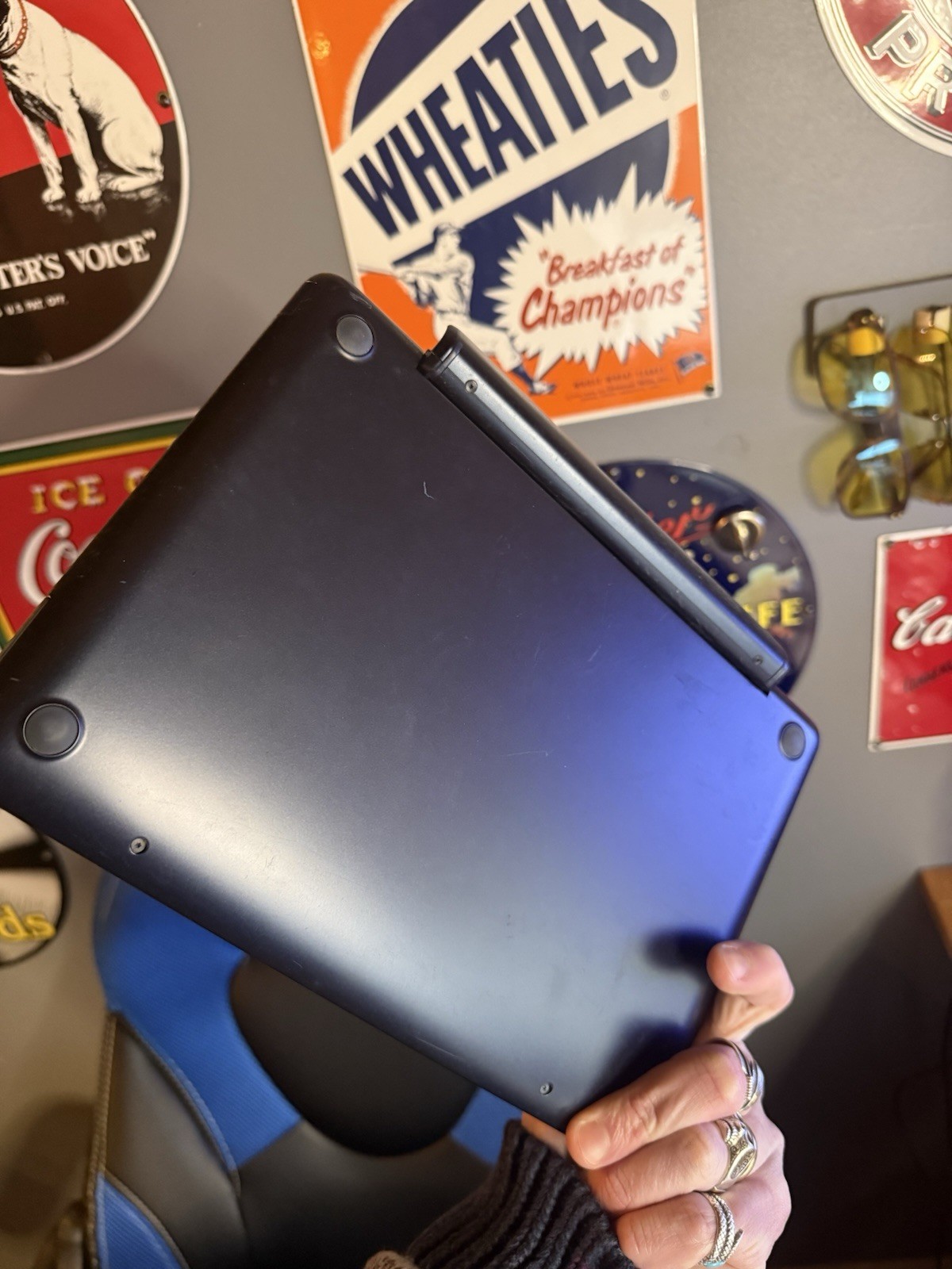 Asus Tablet/laptop Detachable Keyboard Used. Unsure If It Works (parts)