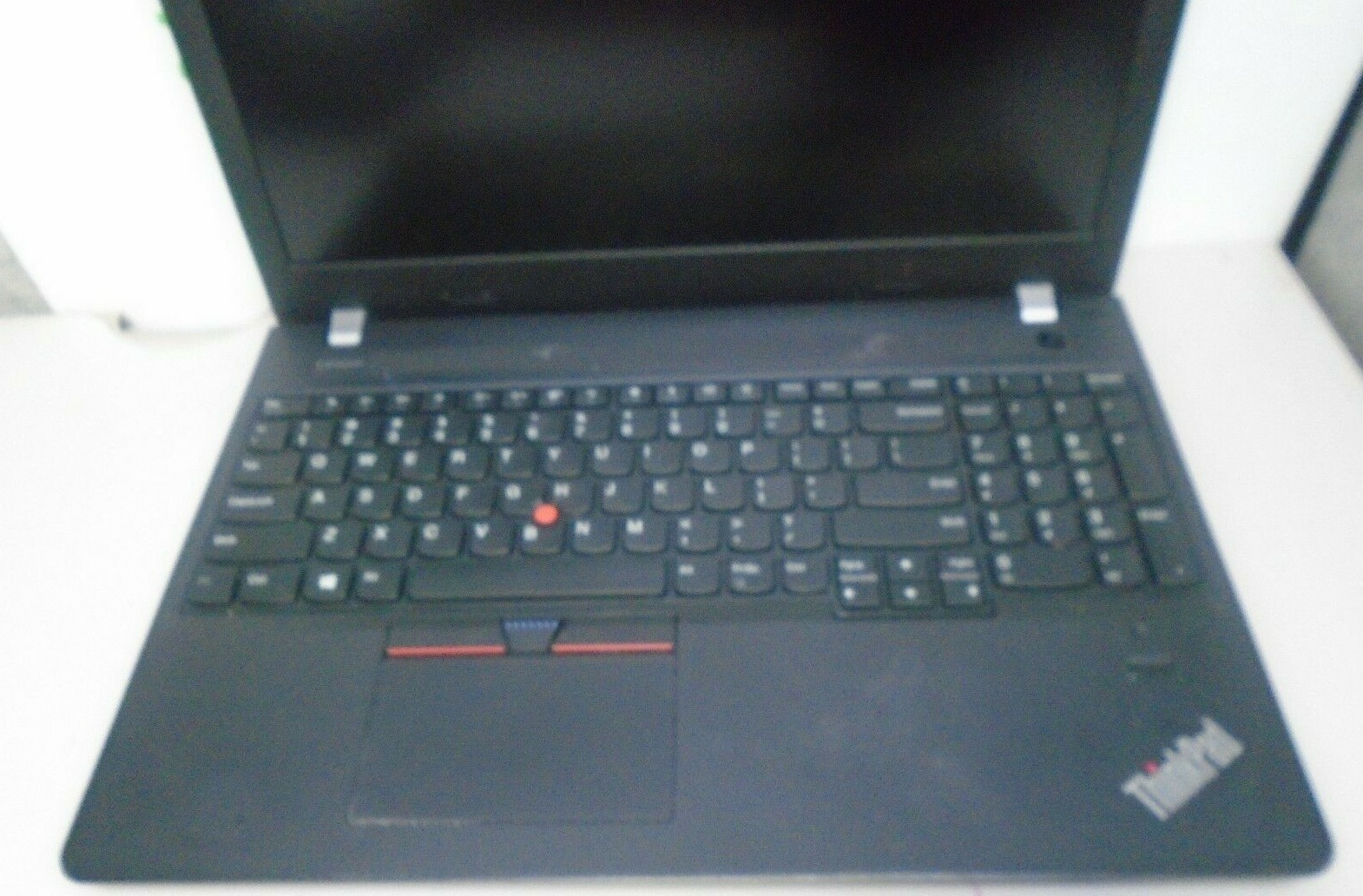 Lenovo ThinkPad E570 15.6″ i5-7200U 2.5GHz 8GB/500GB Webcam ‘No OS’ Laptop + AC