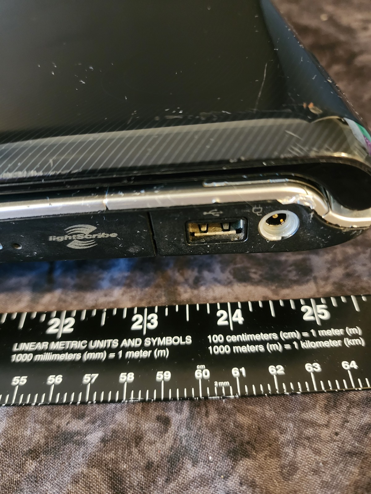 HP Pavilion Entertainment PC Dv6-1355dx Laptop. Untested. As Is For Parts