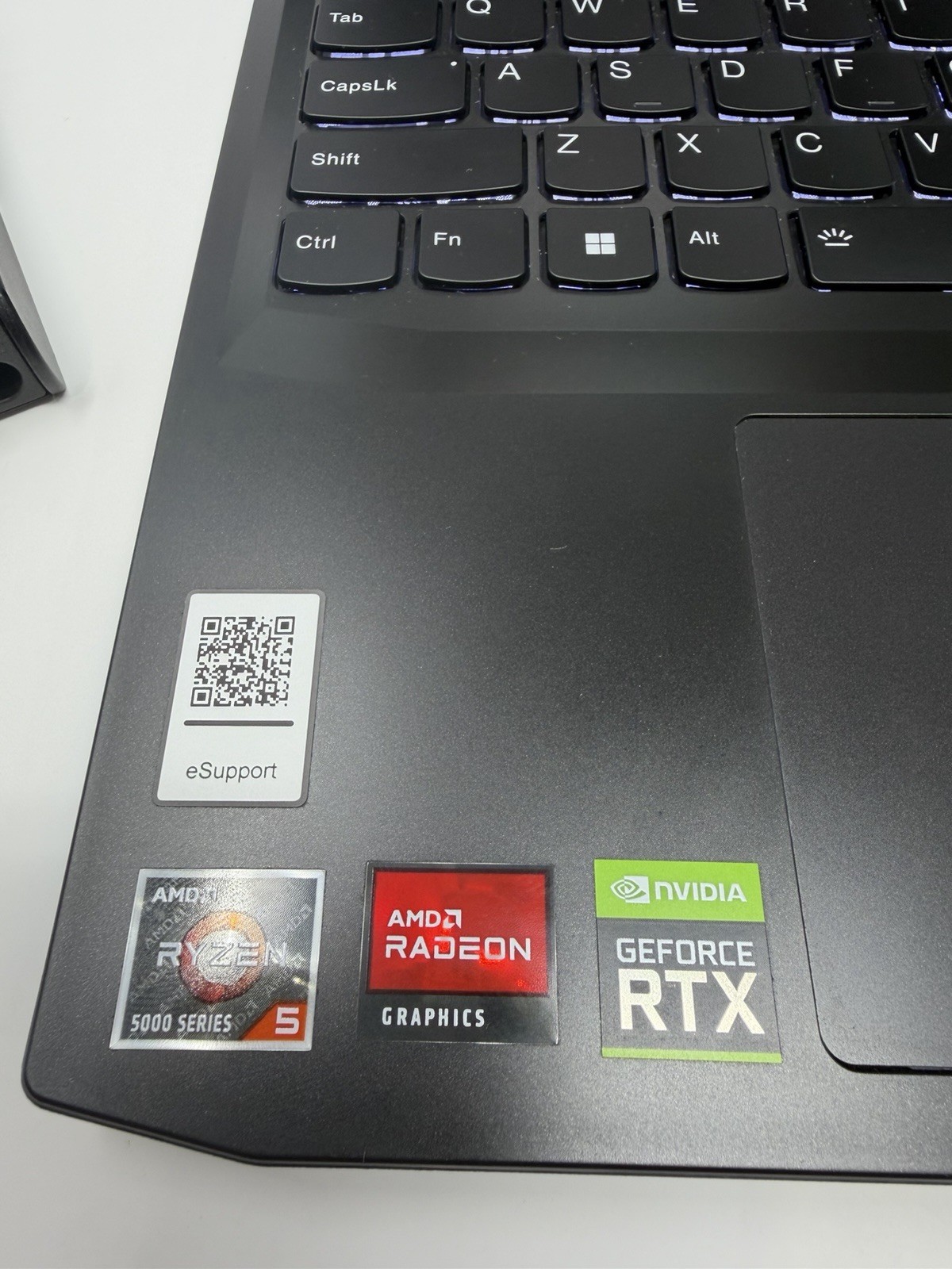 Lenovo IdeaPad 3 15ACH6 15.6″ Ryzen 5 5600H 3.3GHz 8GB RAM 256GB SSD RTX 3050 Ti