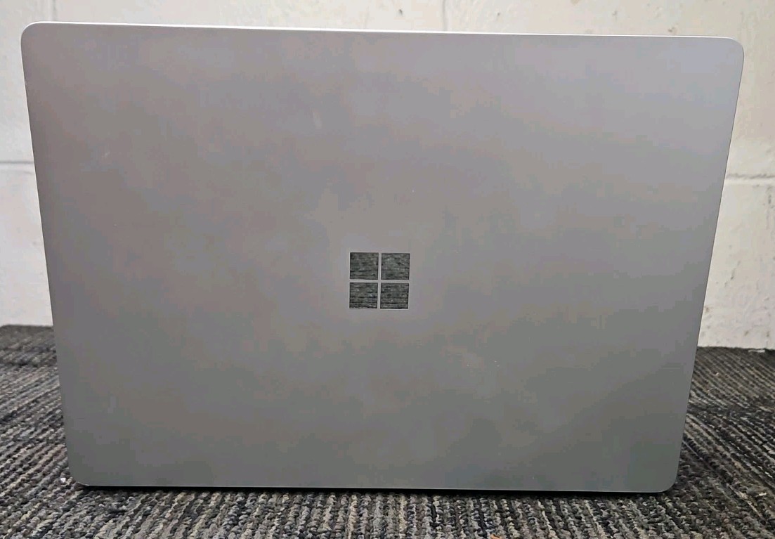 Microsoft 2037 Surface Laptop Snapdragon X Elite 16GB Go RAM GT RAM 512GB