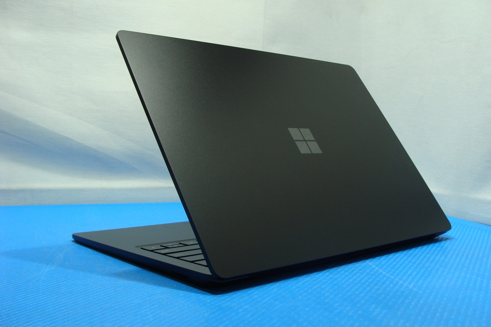 MS Surface Laptop 3 1867:1868 13.5″ TOUCH i7-1065G7 1.3Gh 16GB 256GB +Charger
