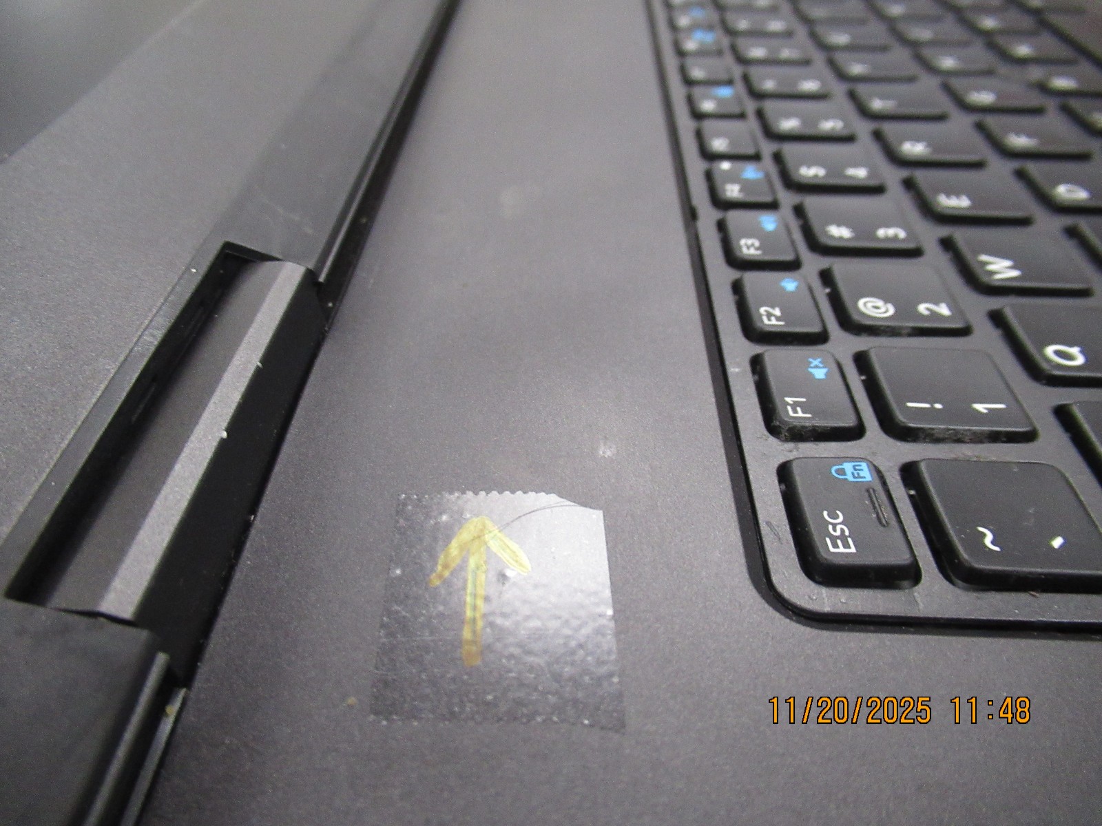 Dell Precision 7740 17.3″ 2.60GHz i7-9750H 32GB 500GB M2SSD WX 3200 Laptop w/ AC