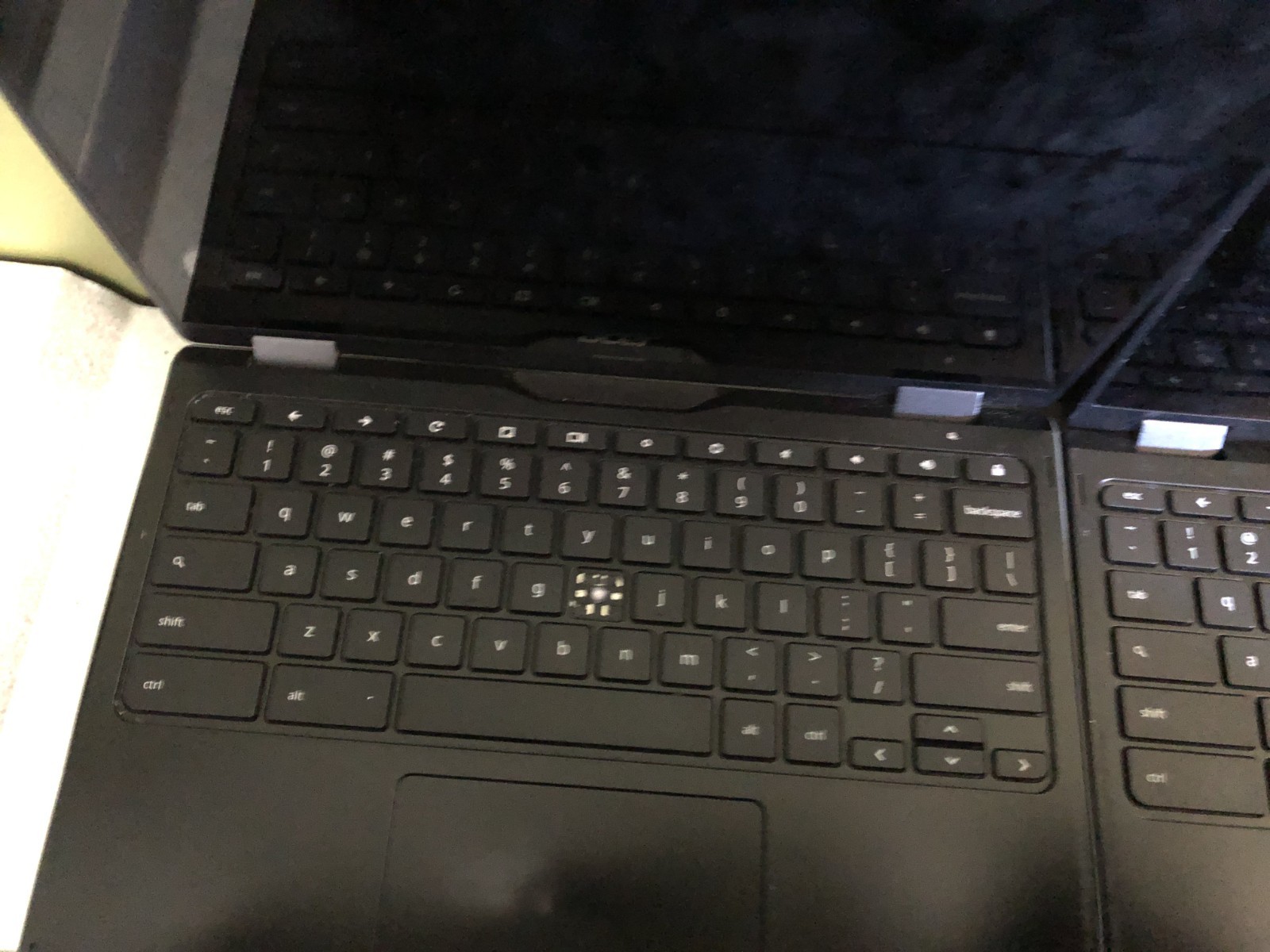 Acer Chromebook R752 Laptop Lot PARTS REPAIR AS IS 2 Keys Missing