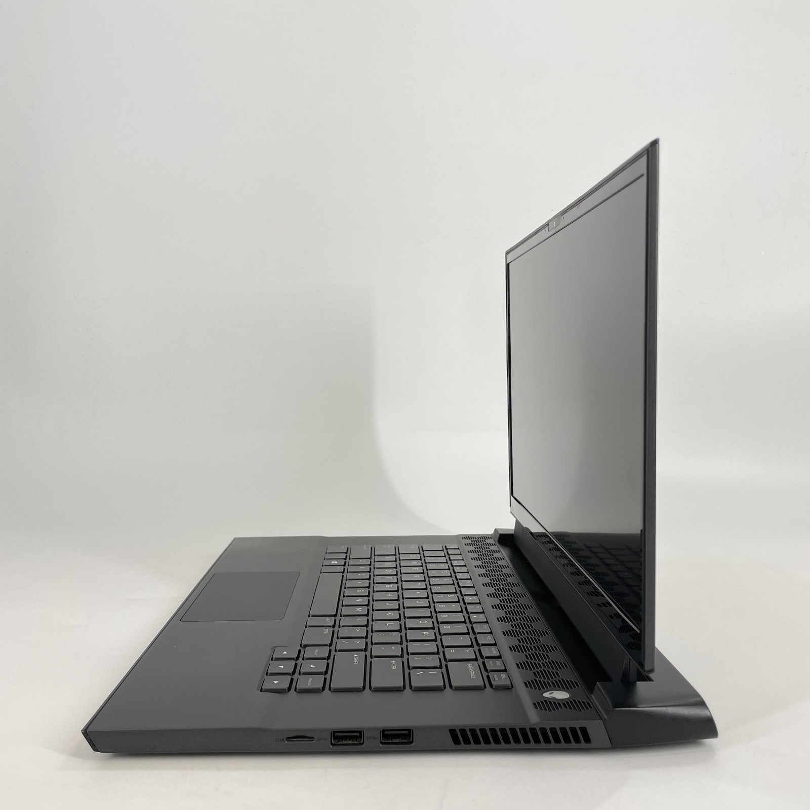 Dell Alienware m15 R4 300Hz FHD i7-10870H 2.20GHz 16GB 1TB/512GB RTX 3070 Good
